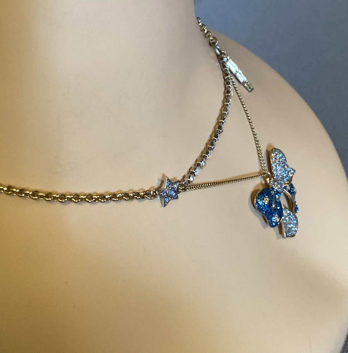 BETSEY JOHNSON Necklace HEAVENS TO BETSEY BLUE PAVE CRYSTAL Lightening Bolt, Bow