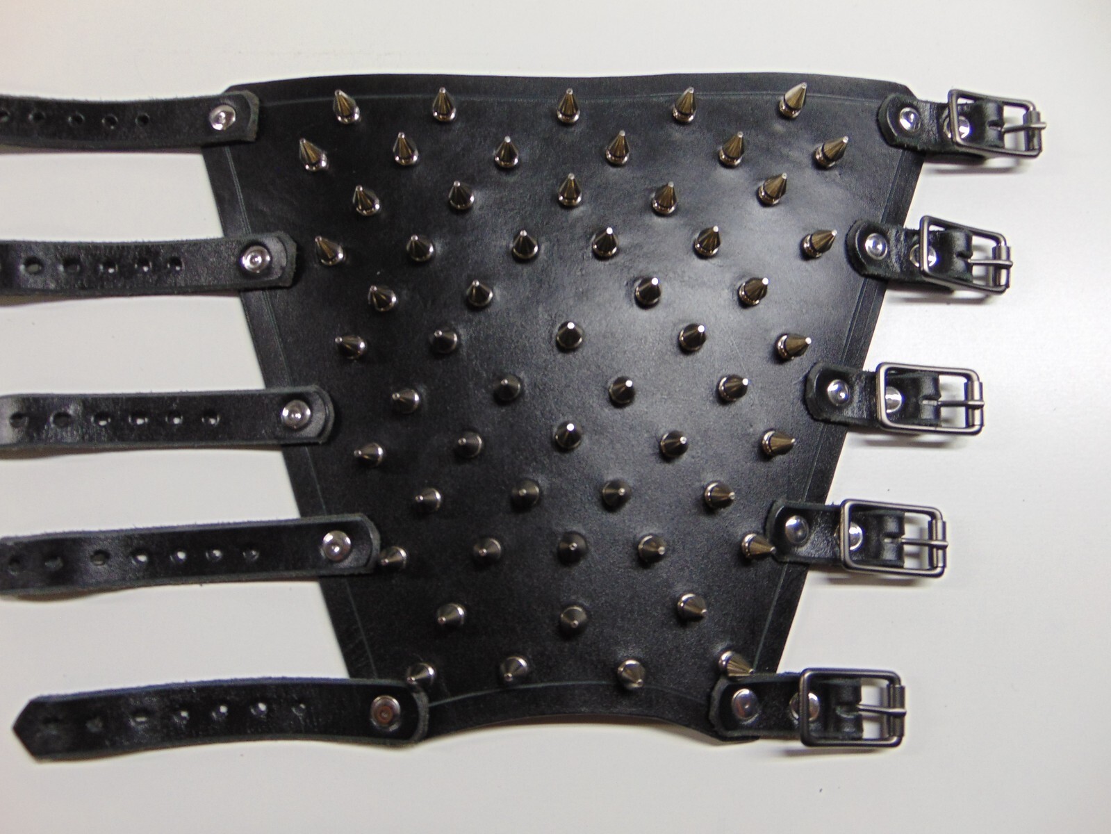 LEATHER SPIKED OLD SCHOOL GAUNTLET..DEATH METAL…(MDLG0013)….. HYPOCRISY