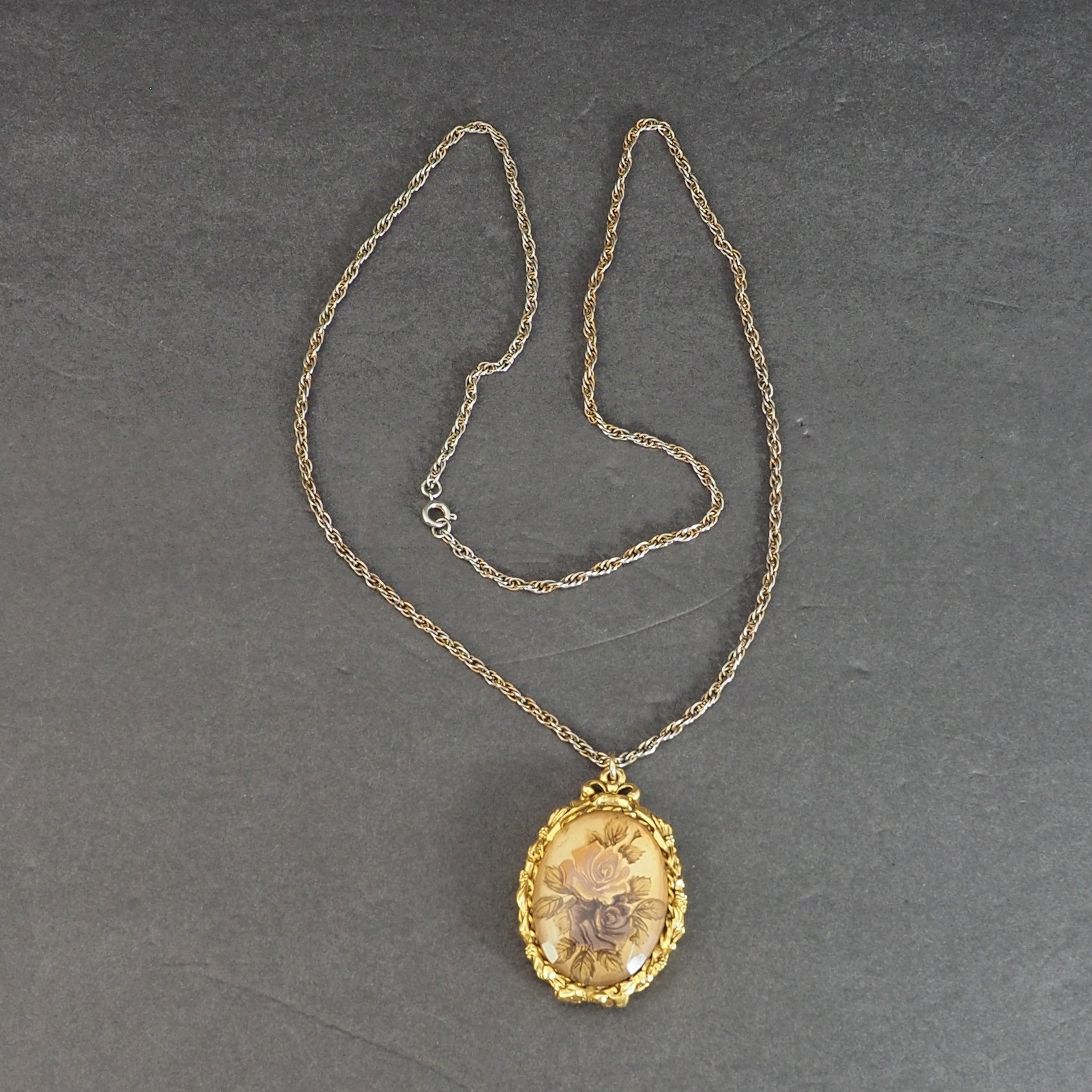 Vintage Max Factor Necklace Women Gold Tone Floral Solid Perfume Locket Compact