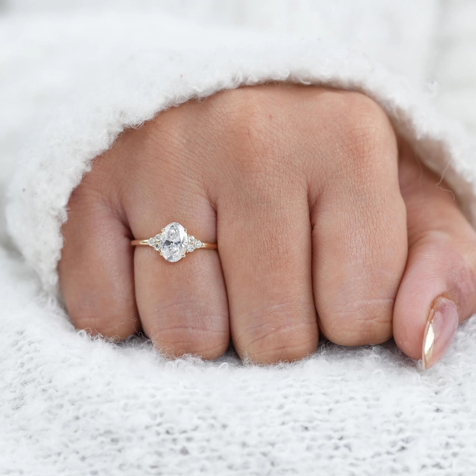 IGI Certified 2.15 Carat F VS1 Oval Lab Grown Diamond Engagement Ring 14k Gold