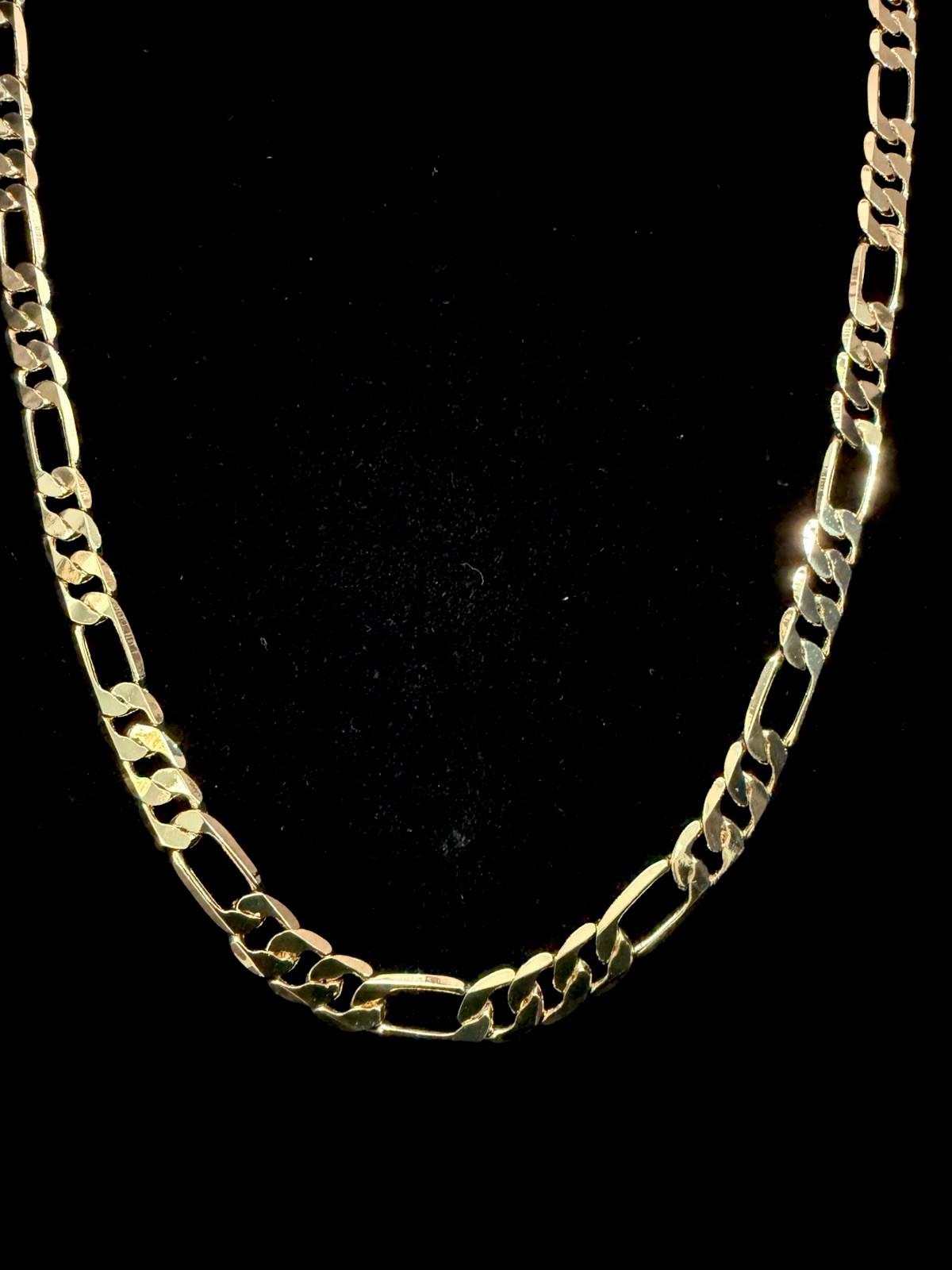 Figaro 24in 8MM 14K Stamped Gold Filled Necklace. Nice! Brand new.