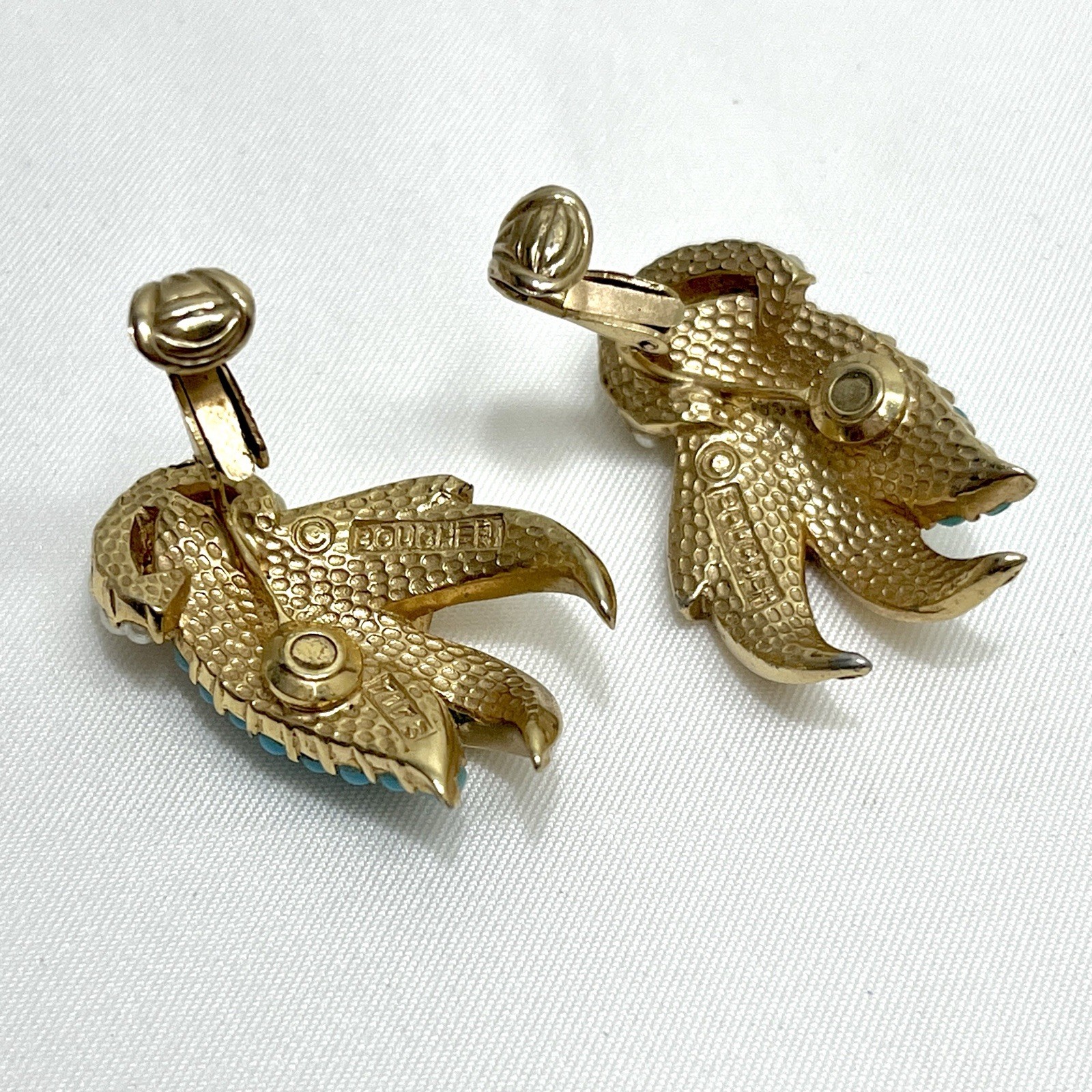 Boucher Turquoise Gold Tone Faux Pearl Clip On Earrings Signed 7173 Vintage