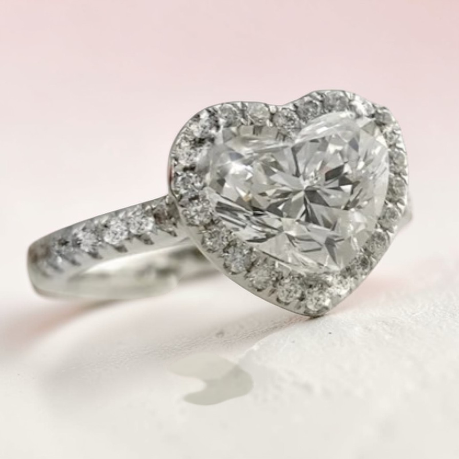 Heart Cut 18K White Gold Diamond Engagement Ring IGI Certified Lab Grown 3.25 Ct