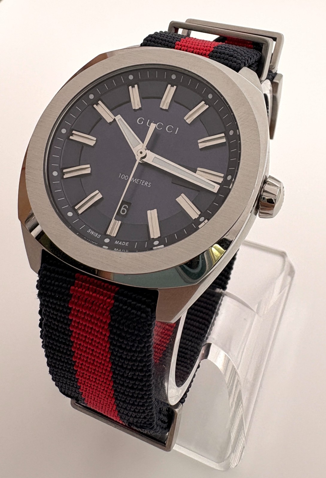 GUCCI GG2570 Blue Dial Blue/Red Nylon Strap Men’s Quartz Watch YA142304