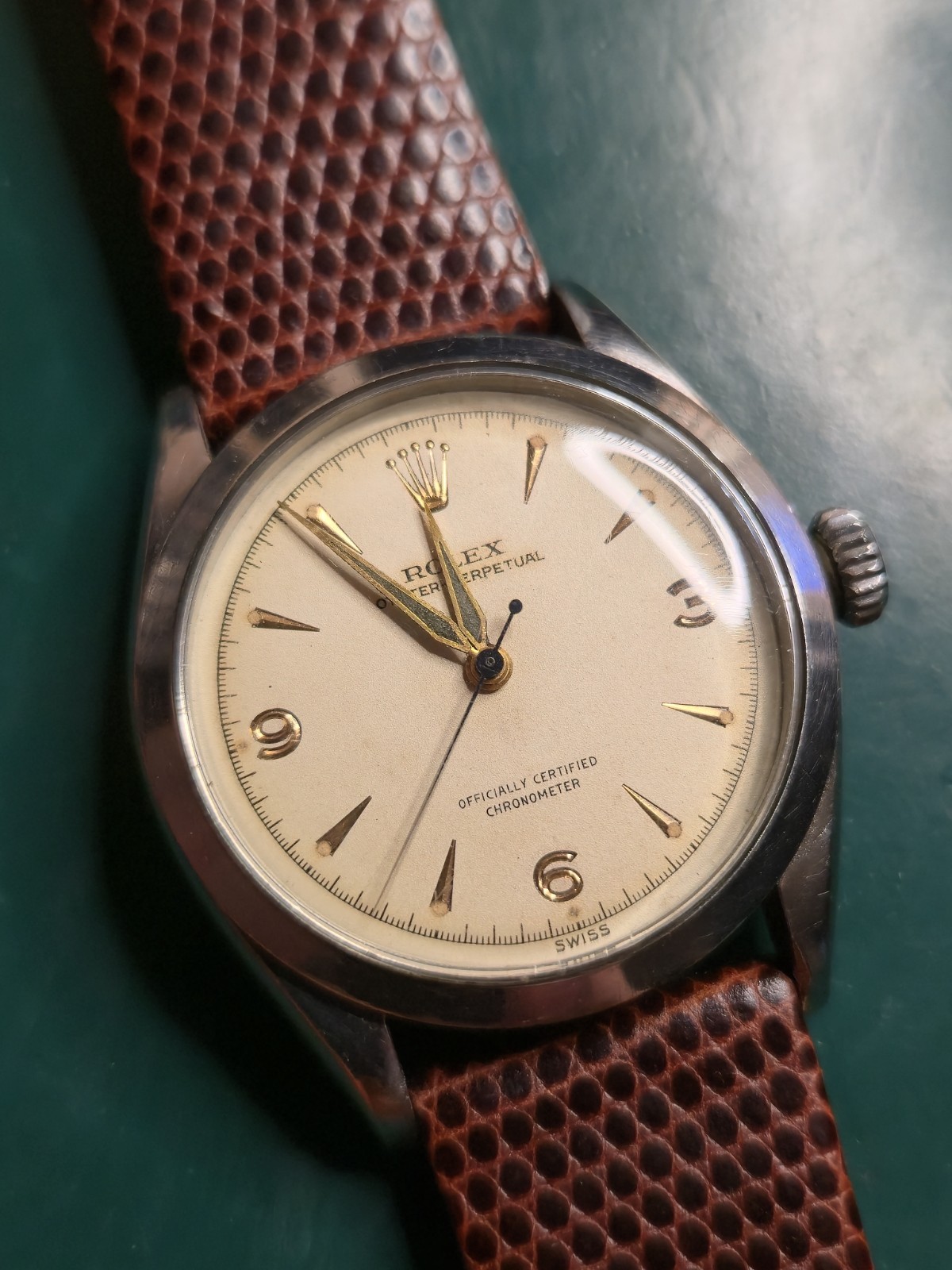 Rolex Big Bubbleback Oyster Perpetual Ref. 6284 Wristwatch 1950s Vintage 34mm