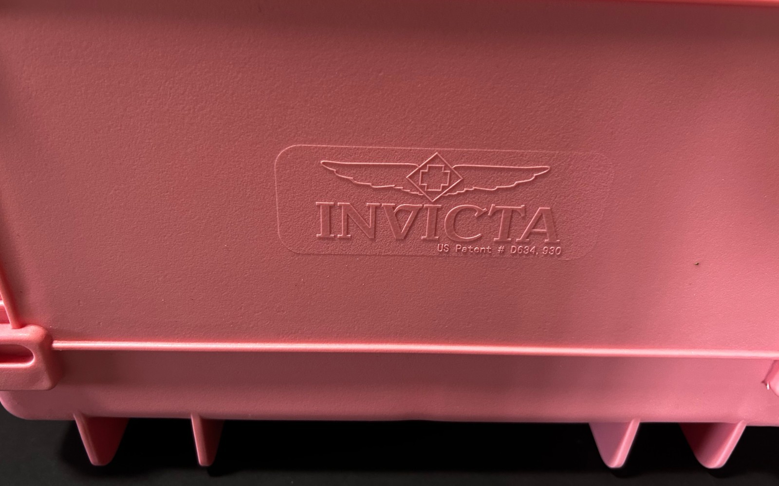 Invicta Limited Edition 8-Slot Dive Impact Watch Case PINK (DC8PNK-GRY)