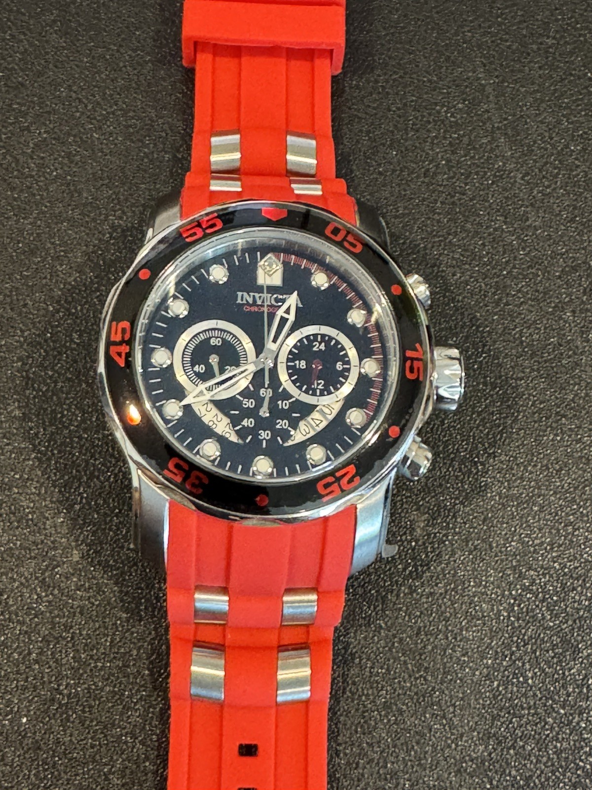 New Invicta Men PRO DIVER CHRONOGRAPH BLACK Dial Silver RED Strap SS Watch