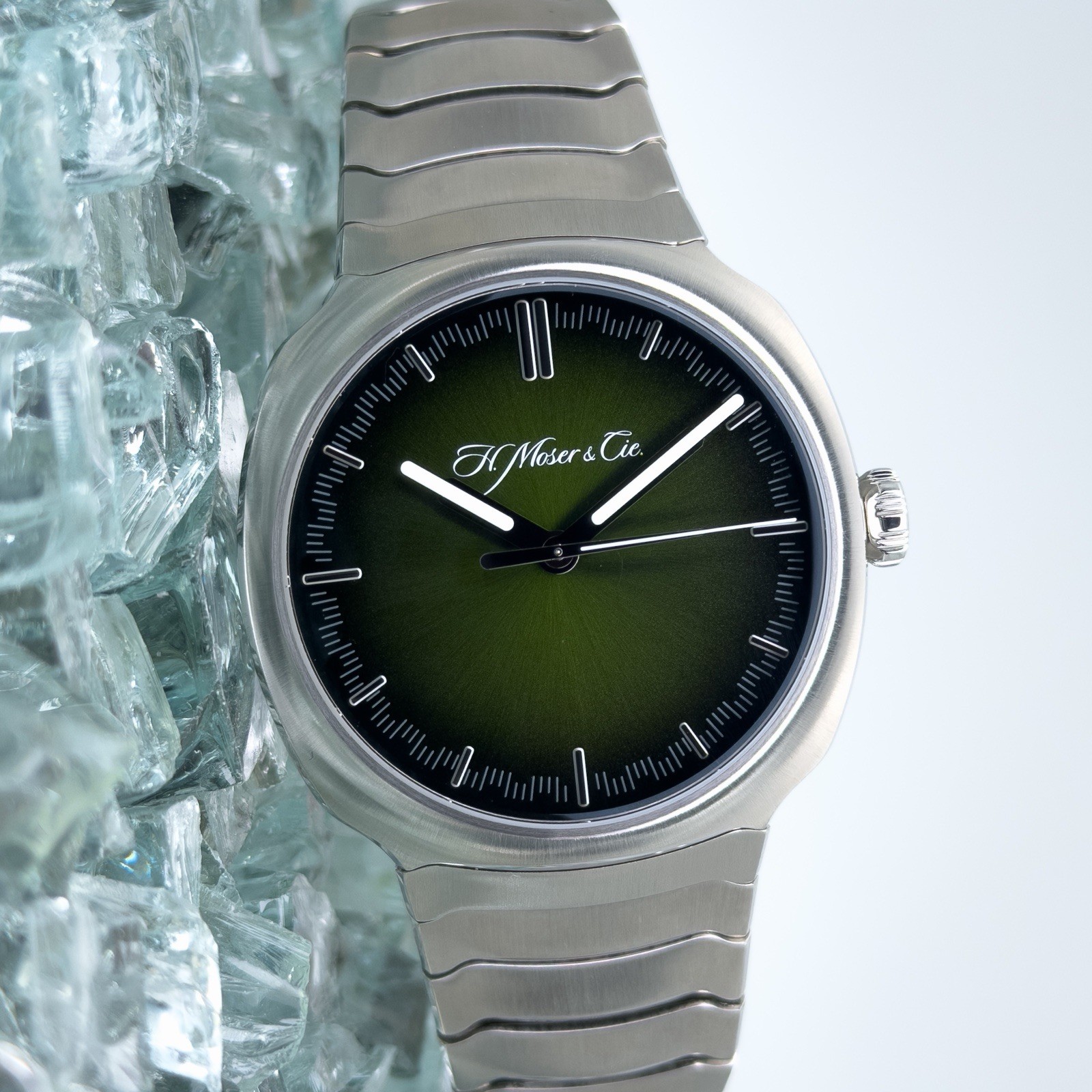 H. Moser & Cie. Streamliner Center Seconds 40mm Complete Set Stainless 6200-1200