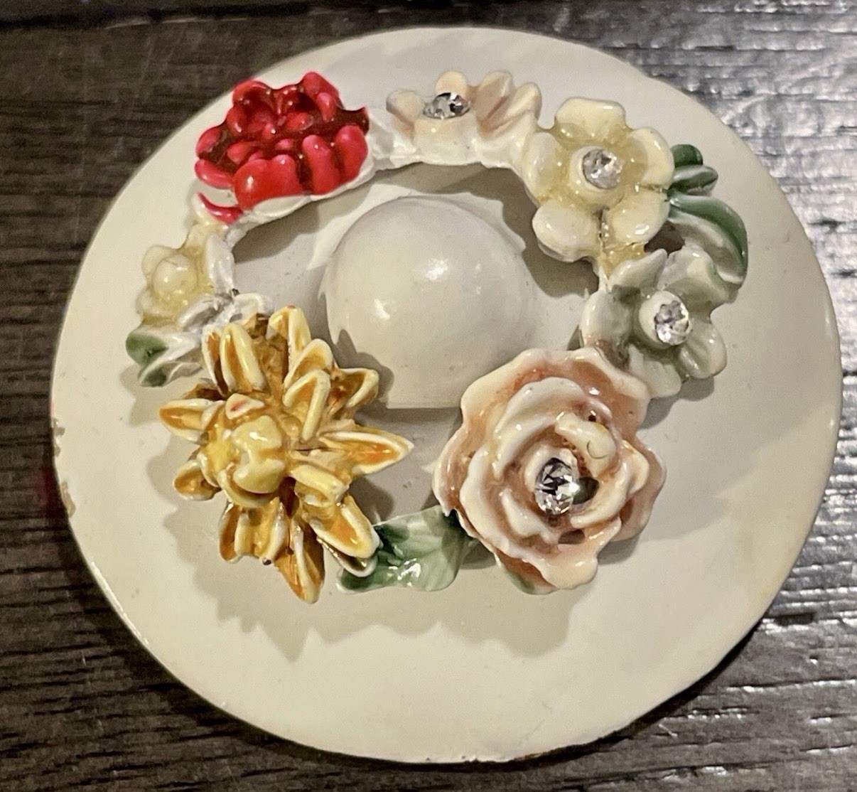VTG Signed BSK “My Fair Lady” Off White Hat w/Ceramic Flowers Enamel Brooch Pin