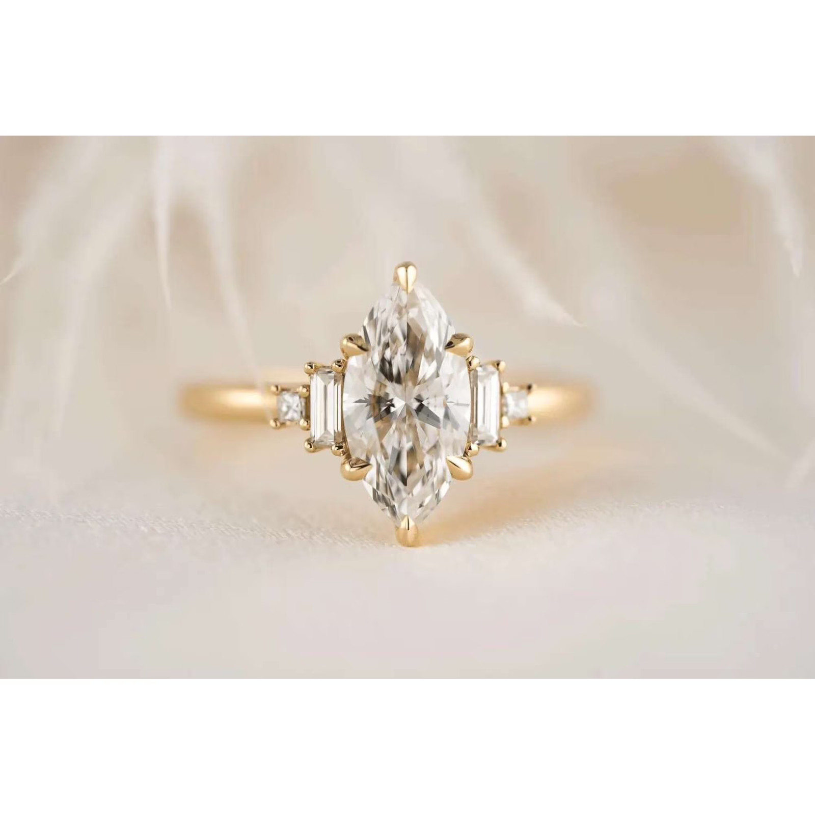 IGI 3.00Ct Marquise Cut EF/VS1 Lab Grown Diamond Engagement Ring 14K Yellow Gold