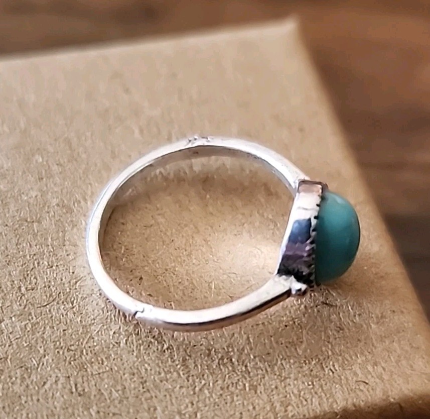 Faux Turquoise Silver Toned Ring Size 5 Women’s Ring Size 5