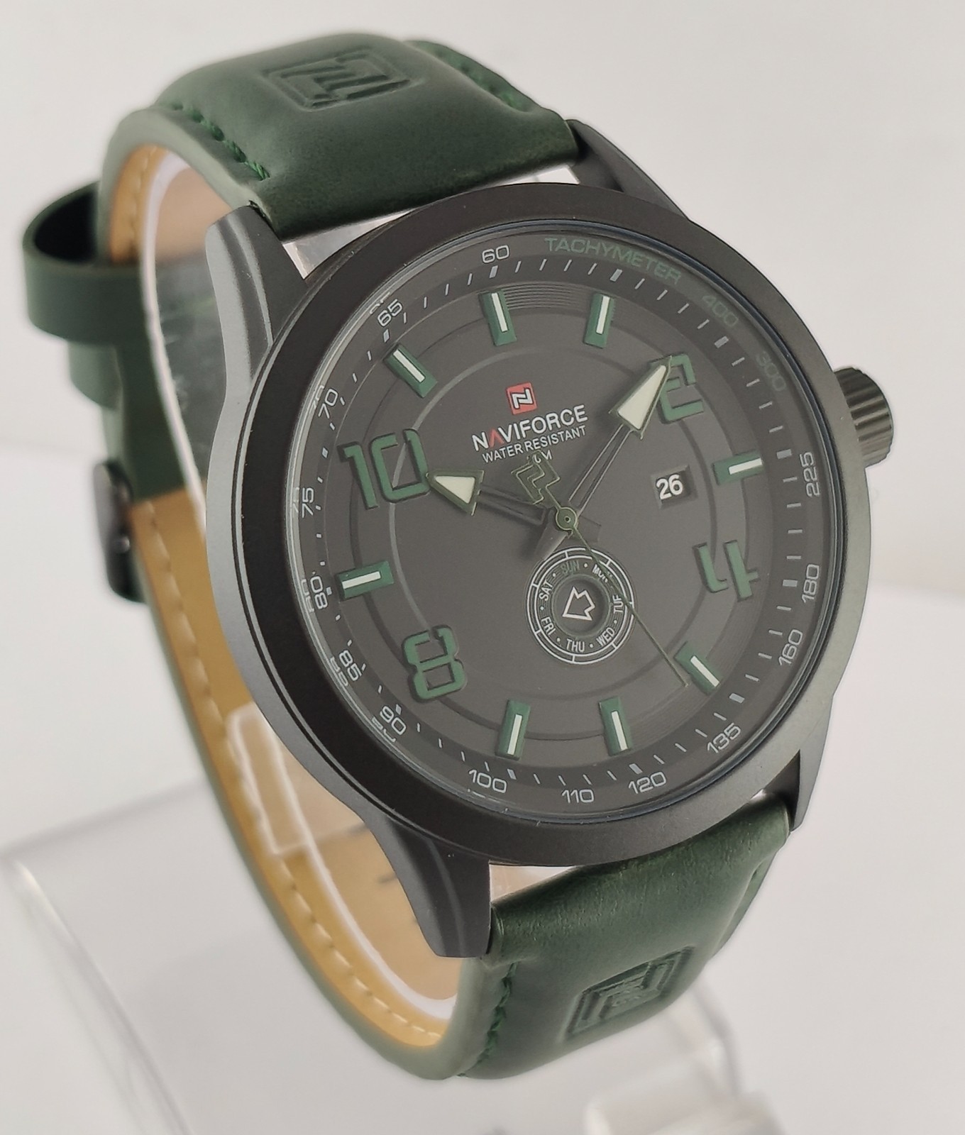 Naviforce Quartz Black Dial Date/ Day Excellent Working Men’s Watch Leather Band