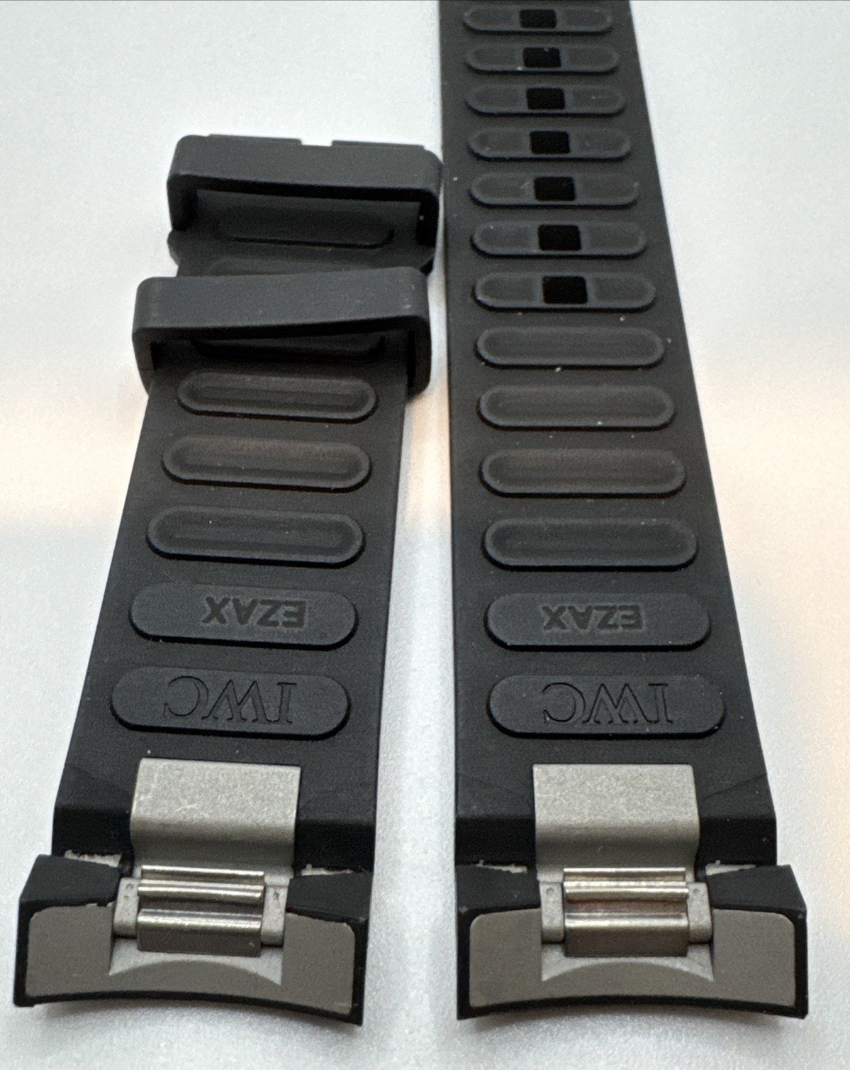 IWC Original Strap E00988 New Black Rubber Curved 22Mm Aquatimer 124X85Mm