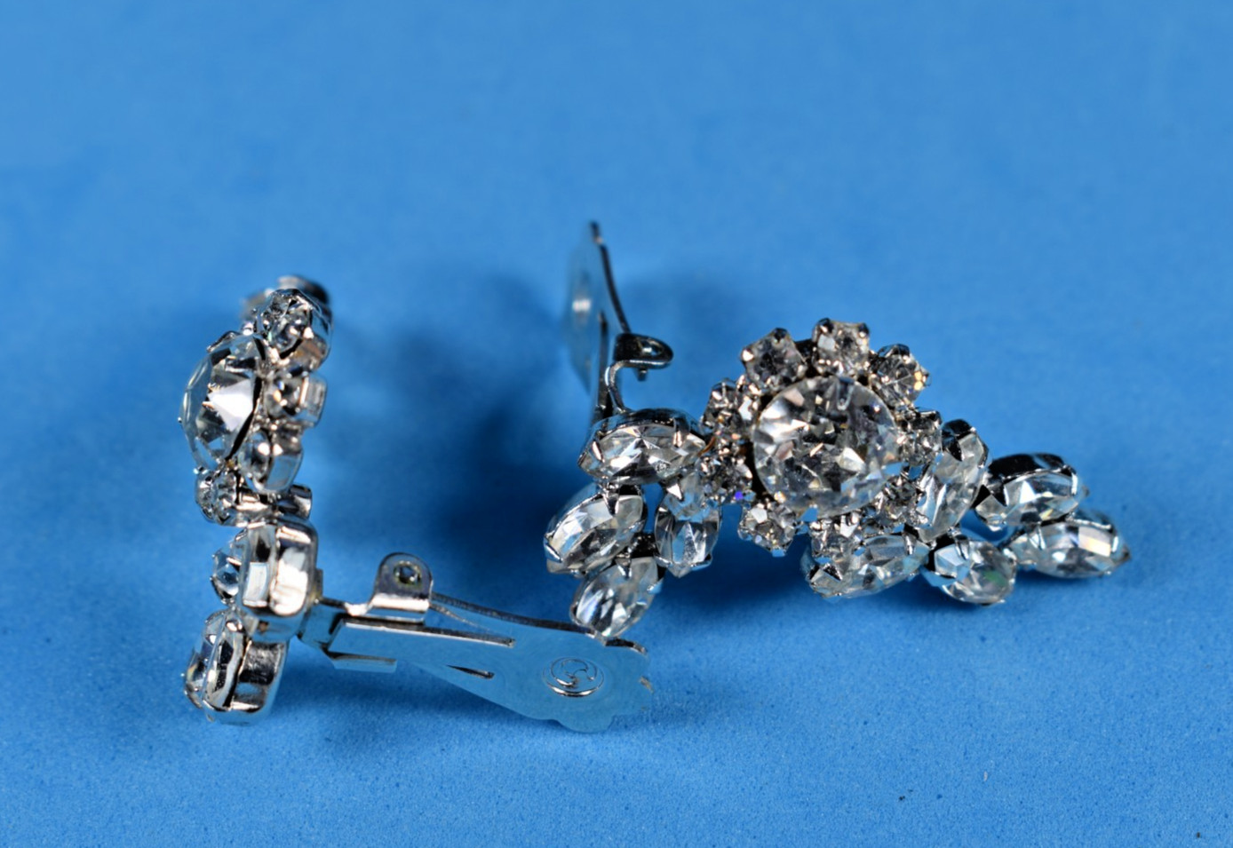 Vintage Quality Bridal Special Occasion Rhinestone Clip-on Earrings 1.5″