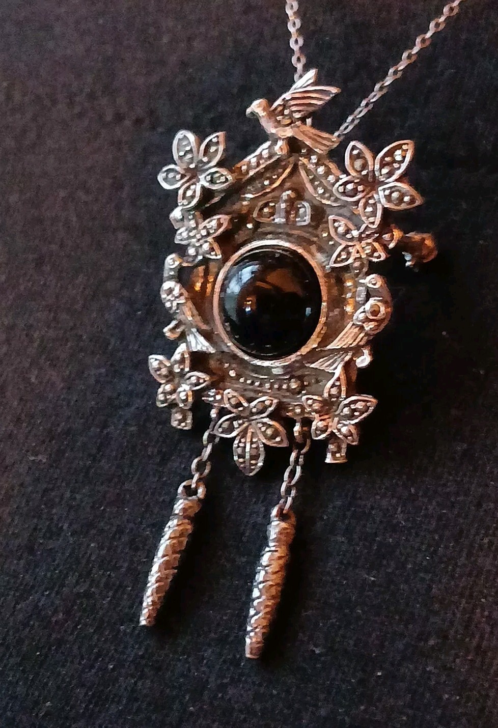 VTG Cuckoo Clock Germany Elo 925 Pendant Blk Onyx & Marcasite. 17″Chain 925Italy