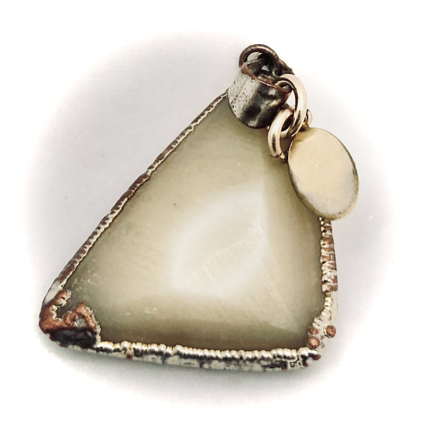 Cimber White Druzy Stone w/ Gold Edging