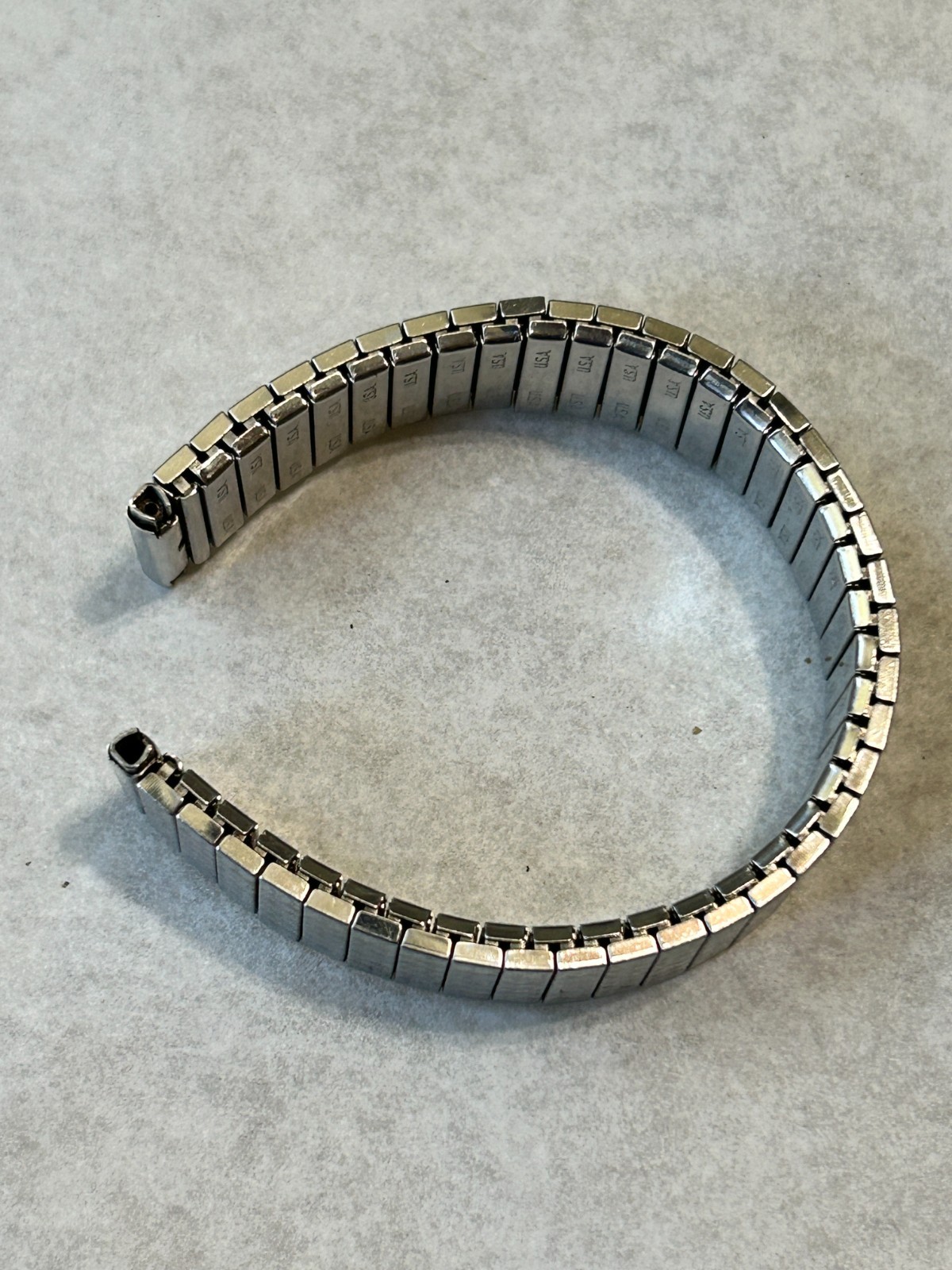 USA-made 18mm Stainless Steel Men’s Stretchable Watch Band