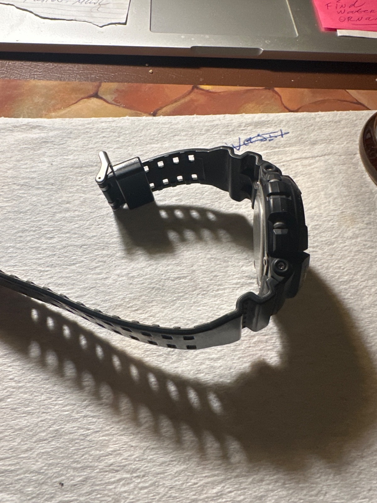CASIO Quartz Watch G SHOCK 5277. Excellent Condition. Will need battery.