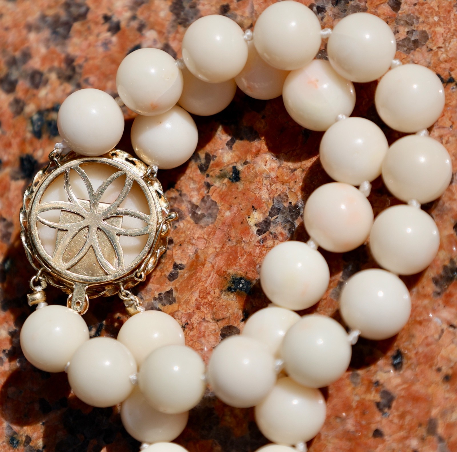 SOLID YELLOW GOLD CLASP ANELD SKIN CORAL 10.2MM BEAD 2-STRAND HONORA BRACELET