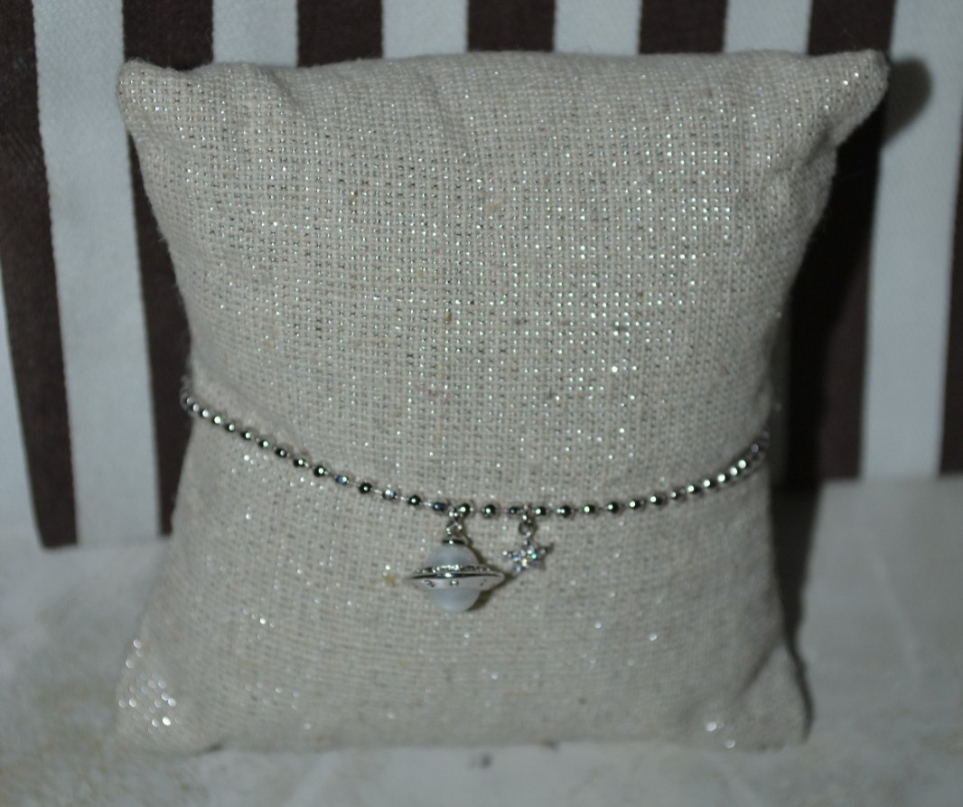 Henri Bendel Chain Bracelet Saturn Pearl Charm