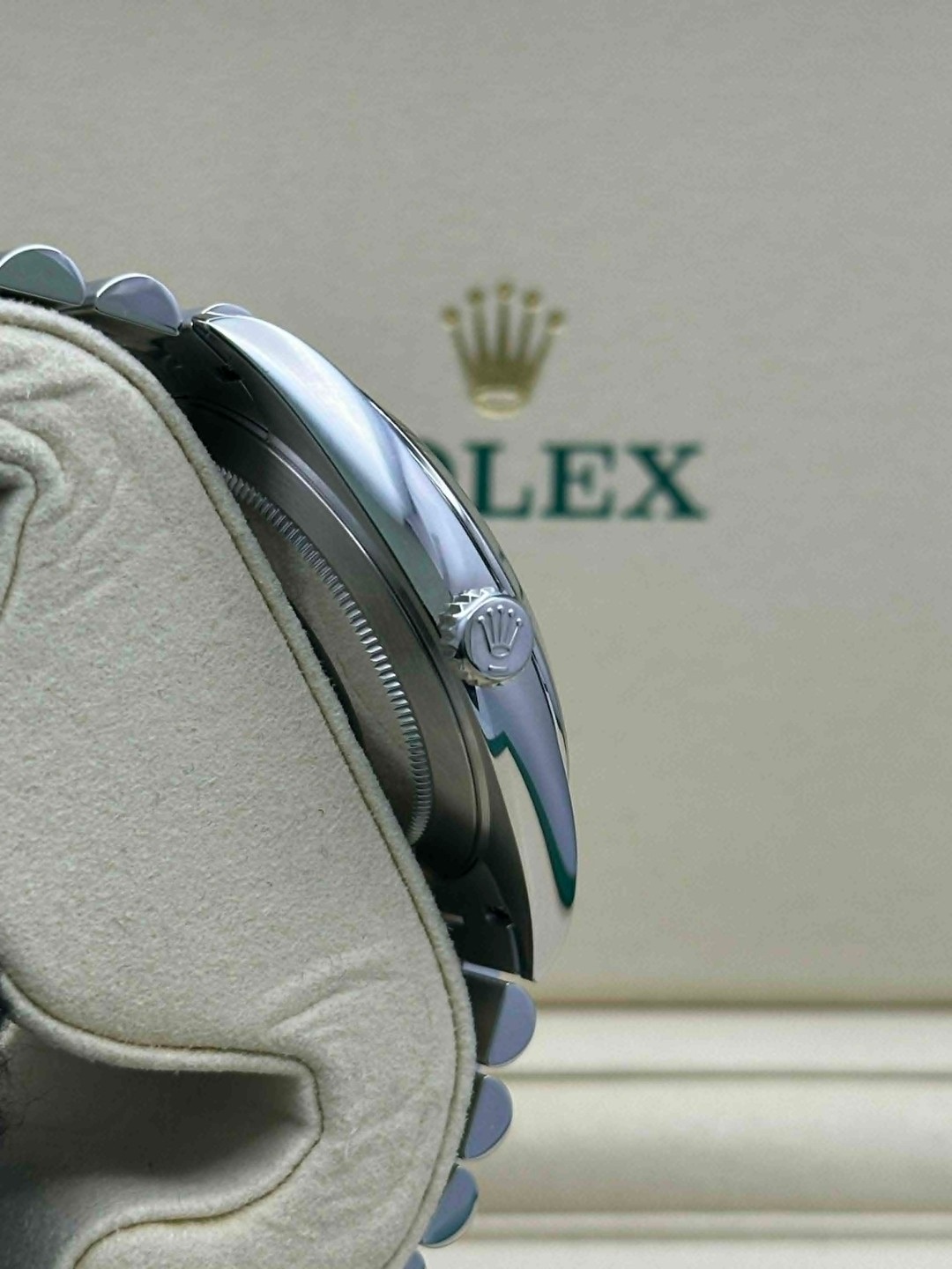 Rolex 126300 Green Jubilee