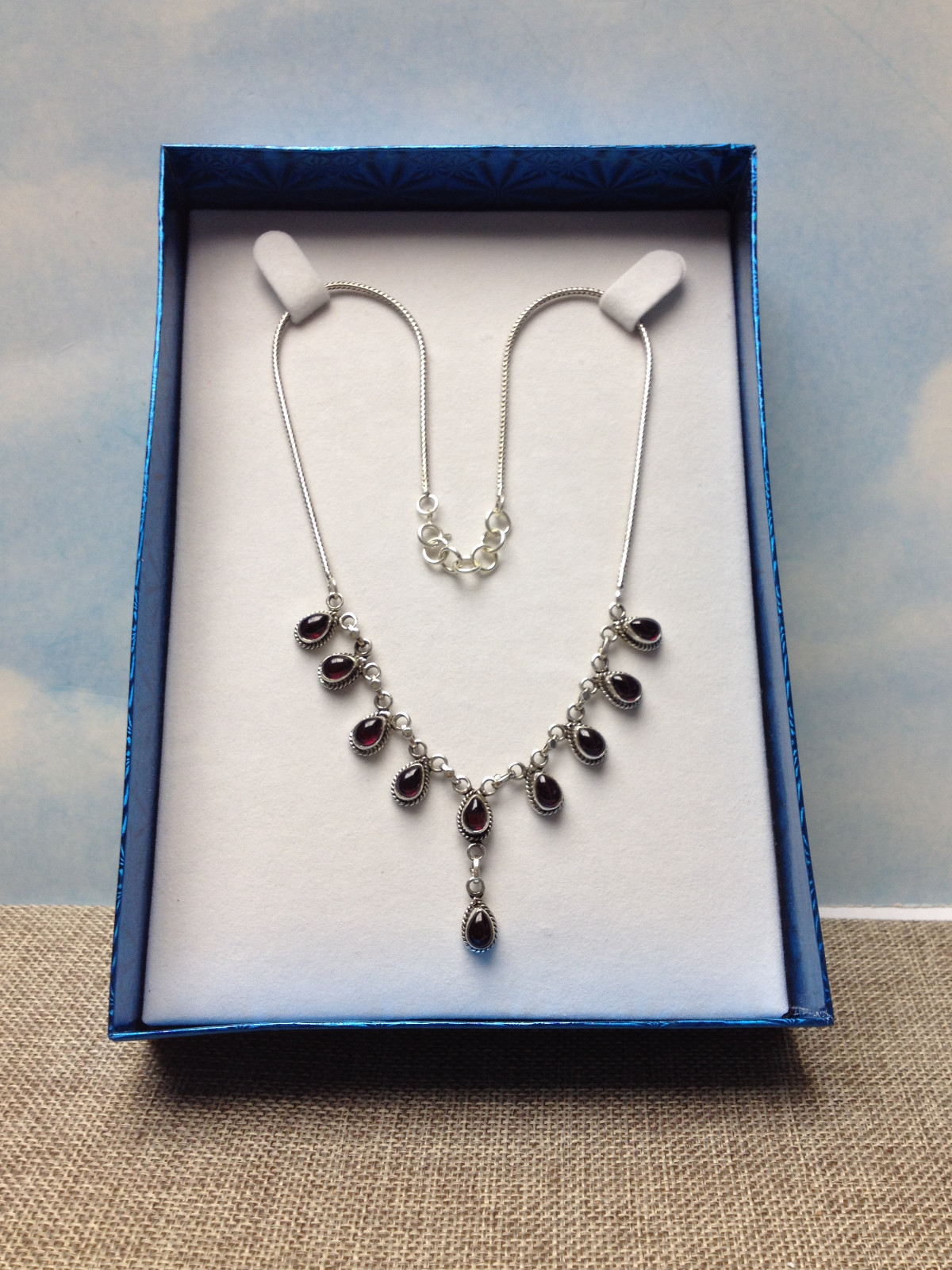 925 STERLING SILVER GENUINE GARNET PEAR-SHAPED OVAL STONES LADY NECKLACE 17″ 18G