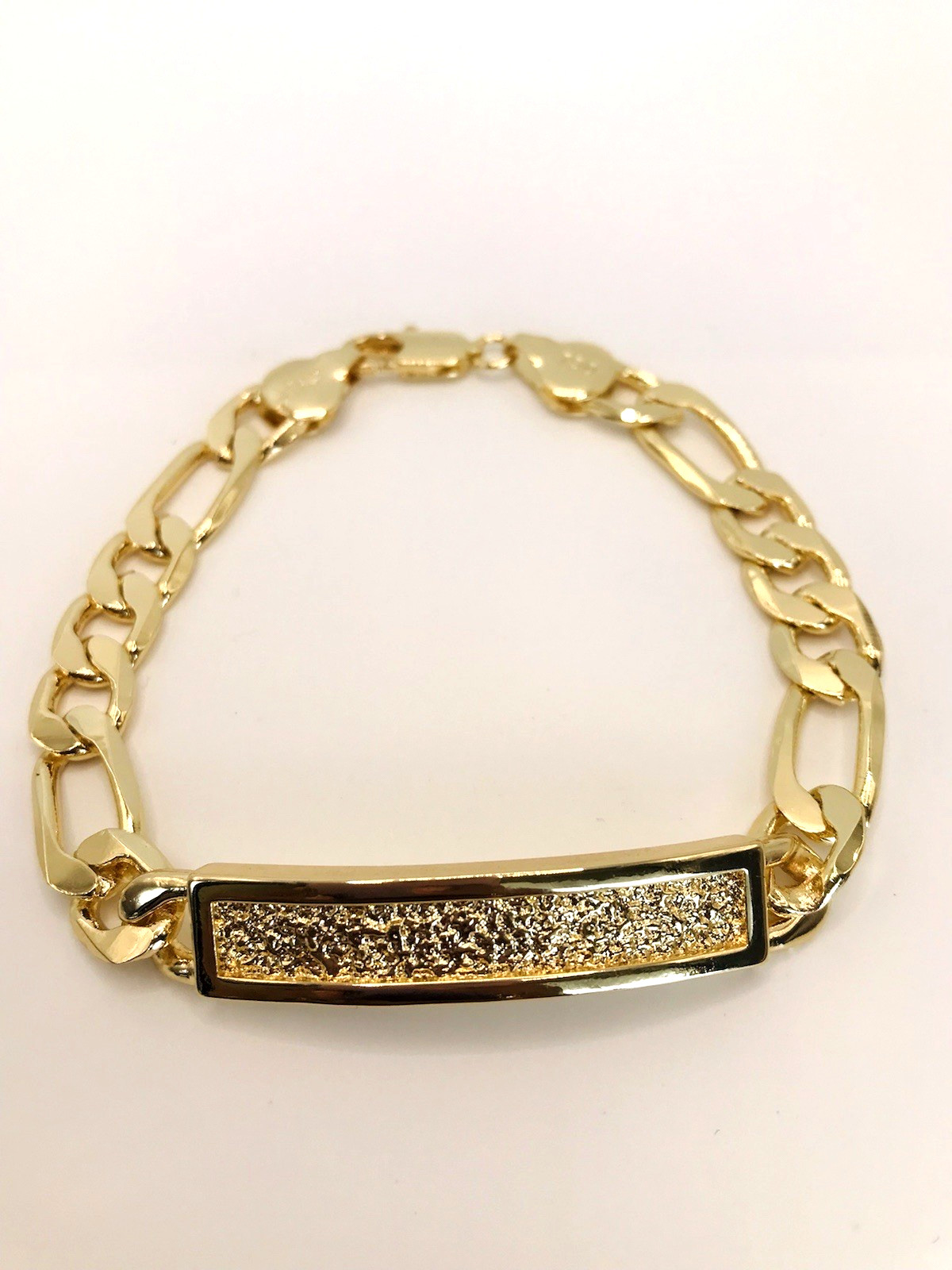 Men 14K Gold Plated Figaro Chain Bracelet. 9in Oro Laminado de Placa