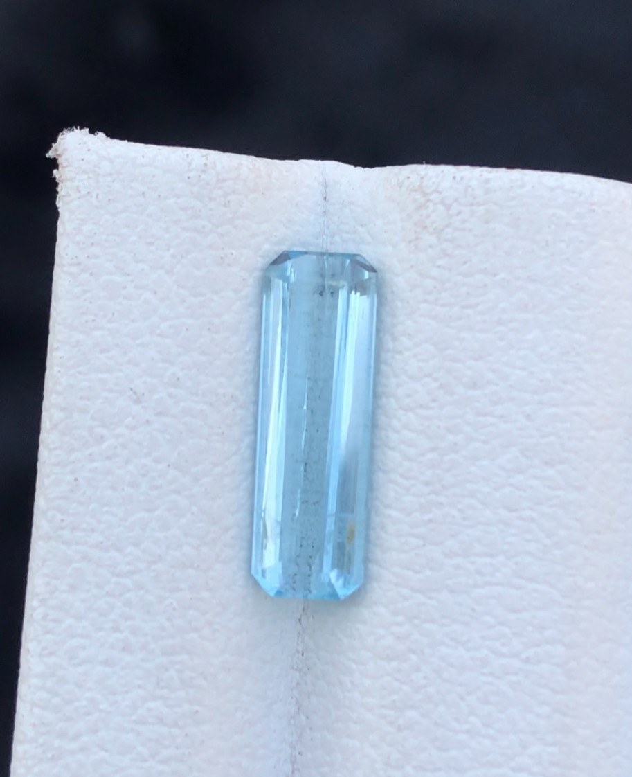 1.20 Ct Blue Transparent Aquamarine Gemstones