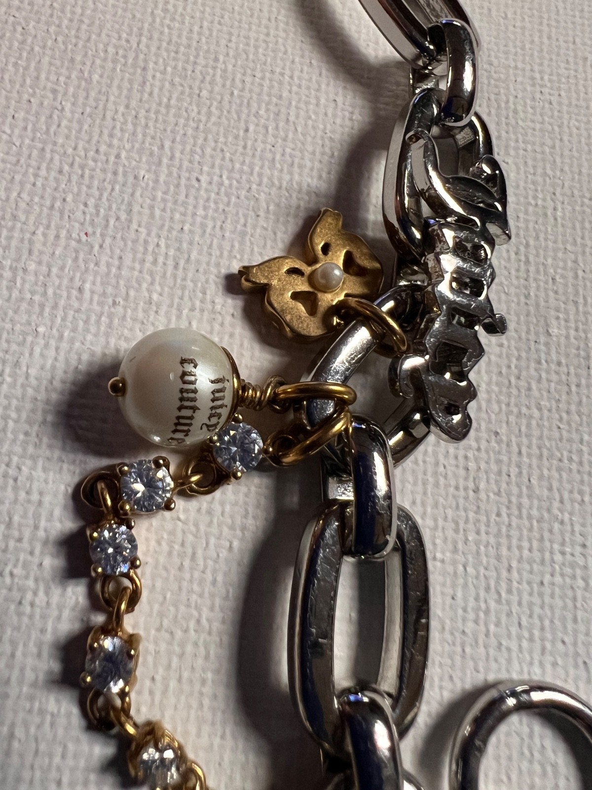 Y2K Juicy Couture LET THEM EAT COUTURE Heart Pearl Charm Bracelet Silver Tone