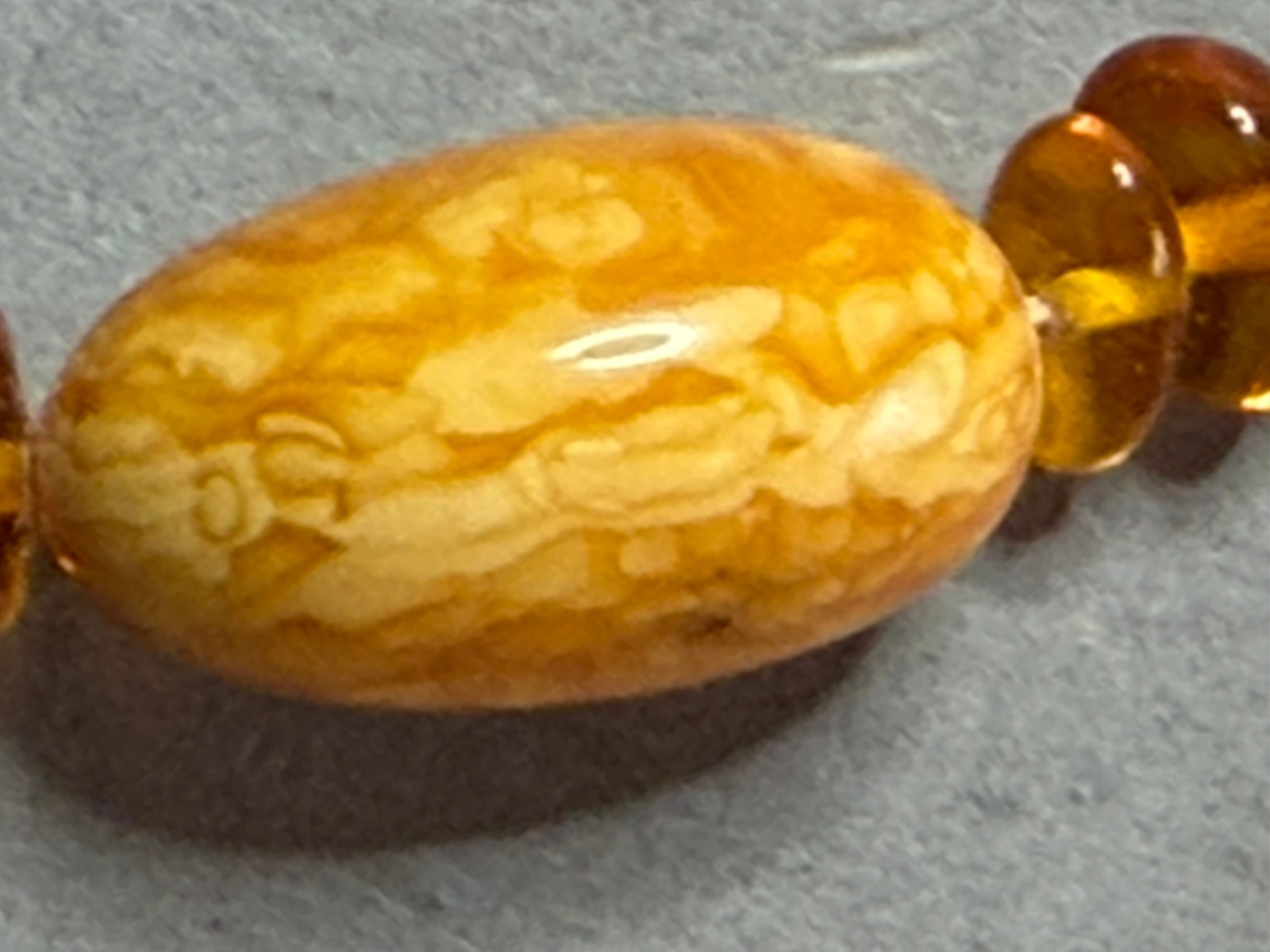Vintage Baltic Butterscotch Amber Necklace Egg Yolk Honey Oval Beads 32.1g 60cm