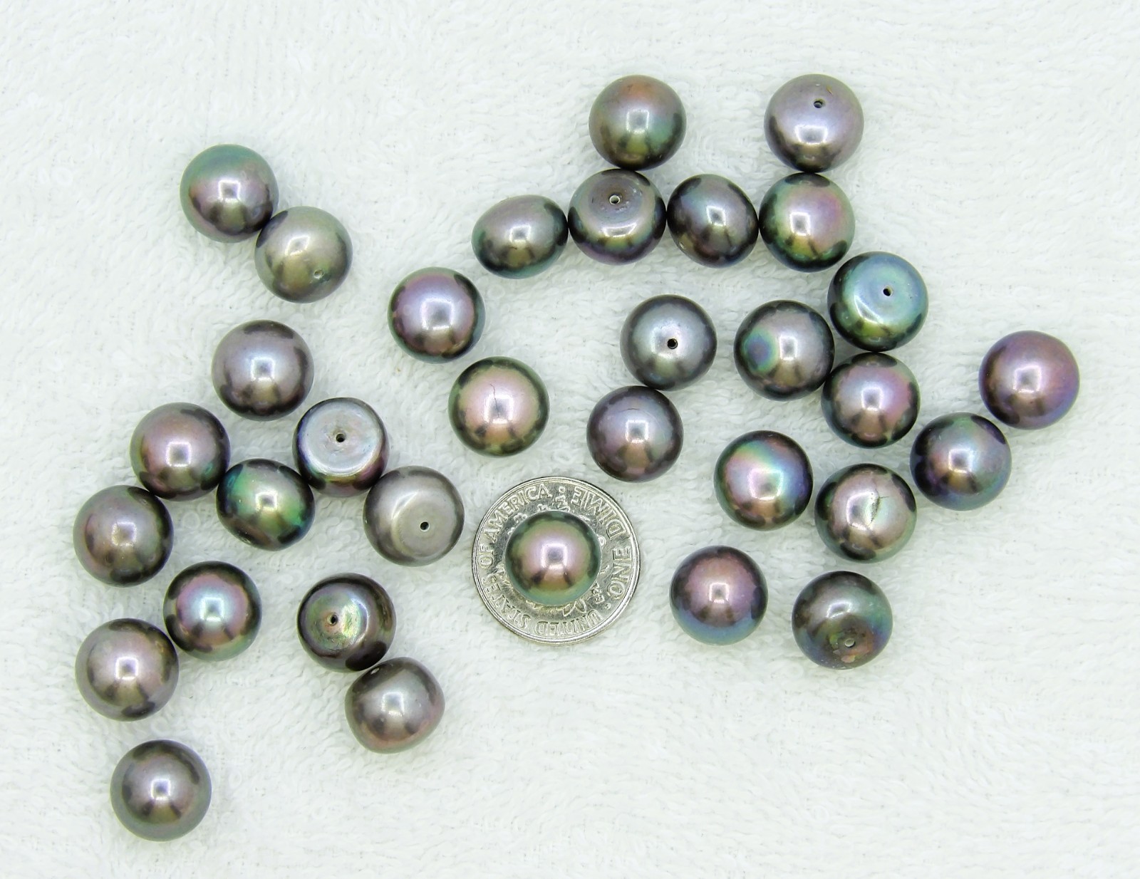 1pc. Dark Peacock Half Drilled Freshwater Button Pearl Beads 10.2-10.6mm LB-C1