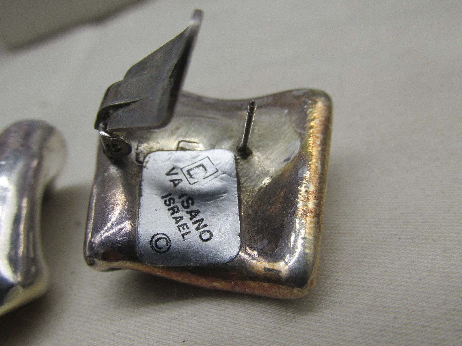 D. Varsano Israel Two Toned Sterling Silver Pierced Earrings 1.5 x 1.25″ #601