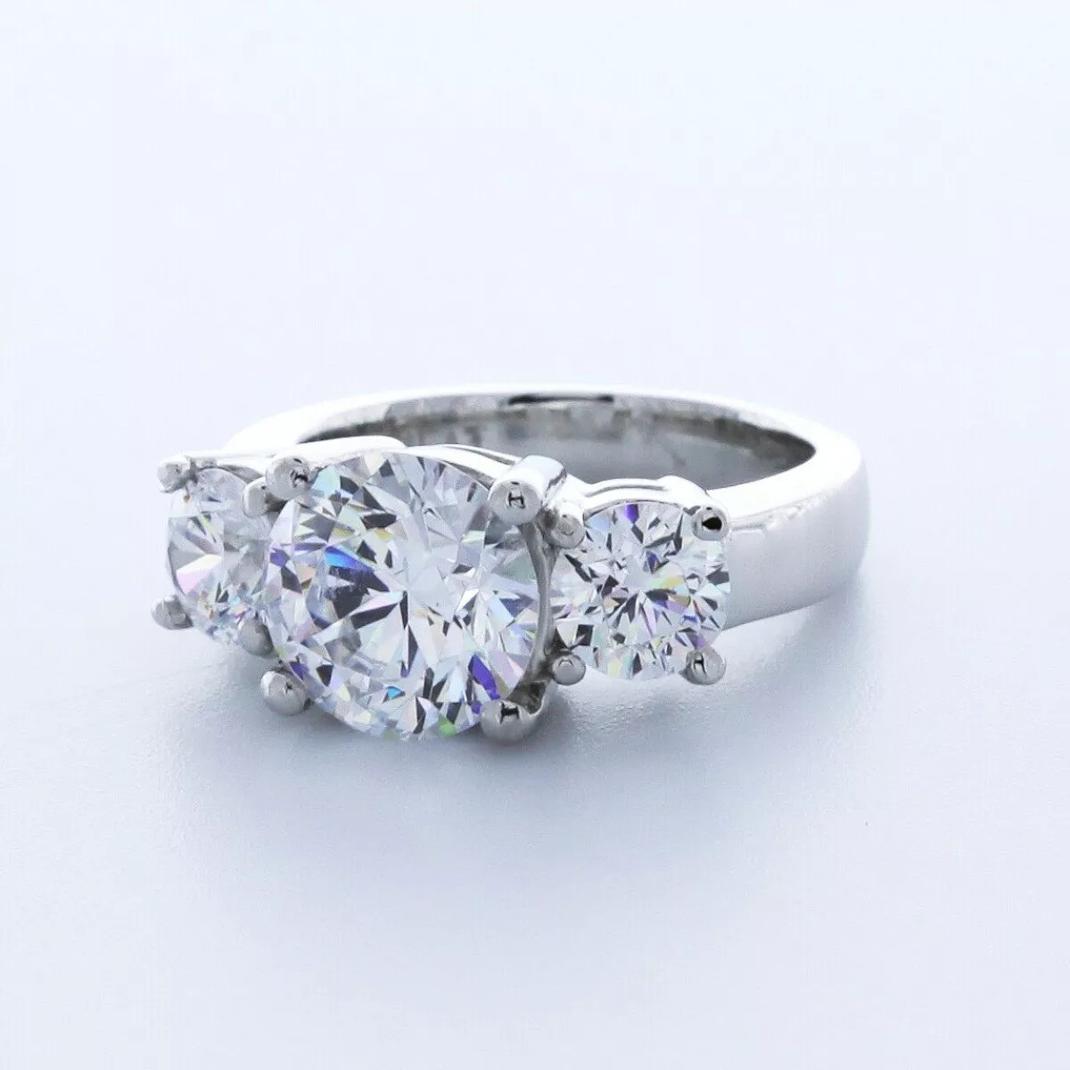 Platinum 3-Stone Engagement Ring Classic 3.17 CT Round Lab-Grown Diamond D VS2