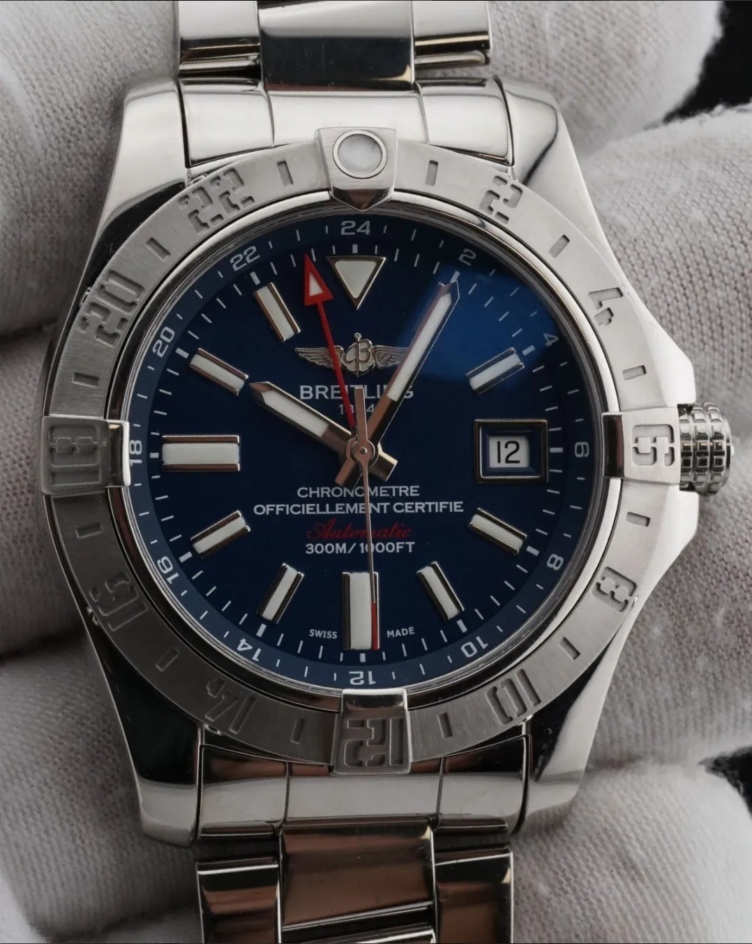 2014 Breitling Avenger II GMT 43MM Blue Dial Steel Bracelet (A3239011/C872)