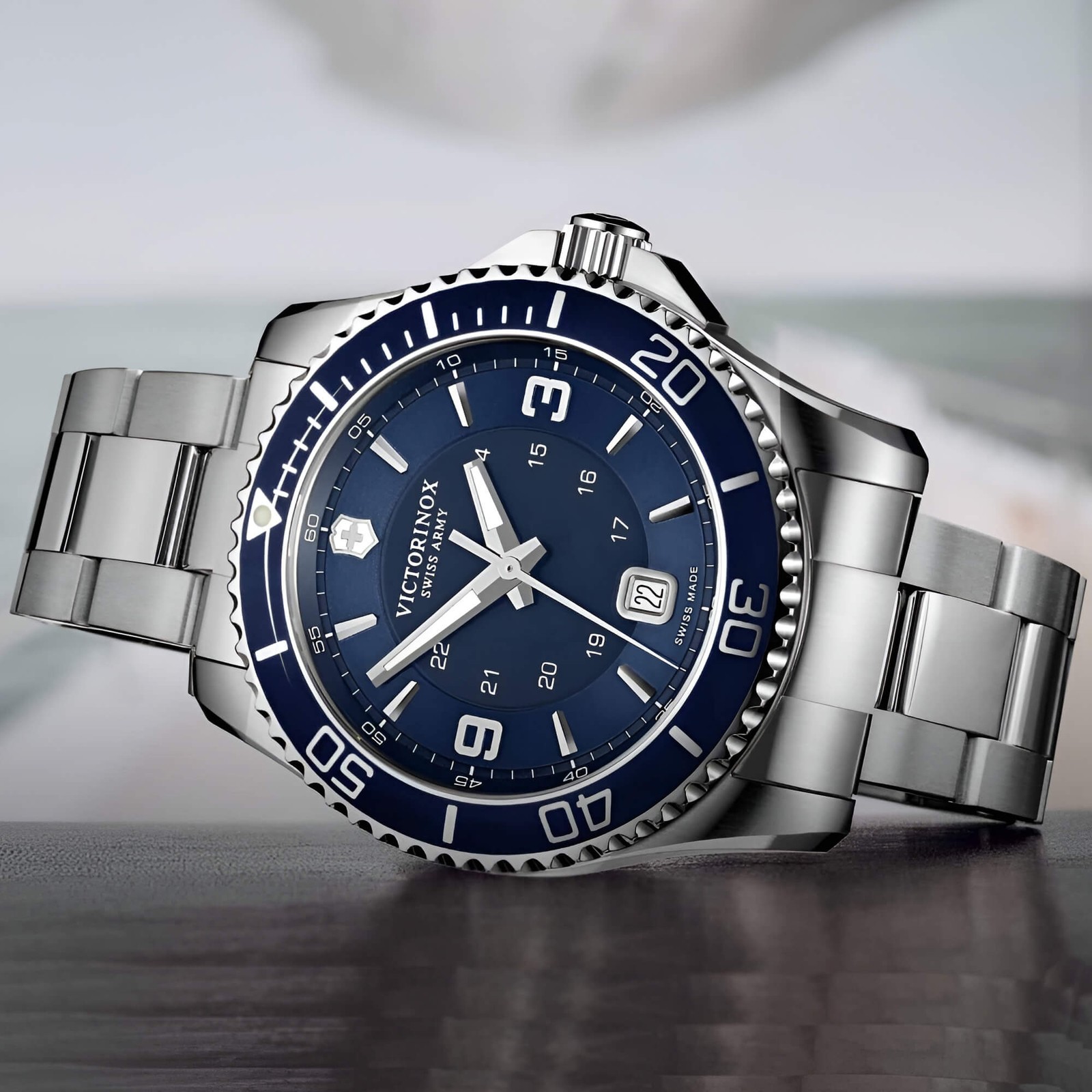 Victorinox Swiss Army Men’s Maverick Navy Blue Dial Steel Bracelet Watch 241602