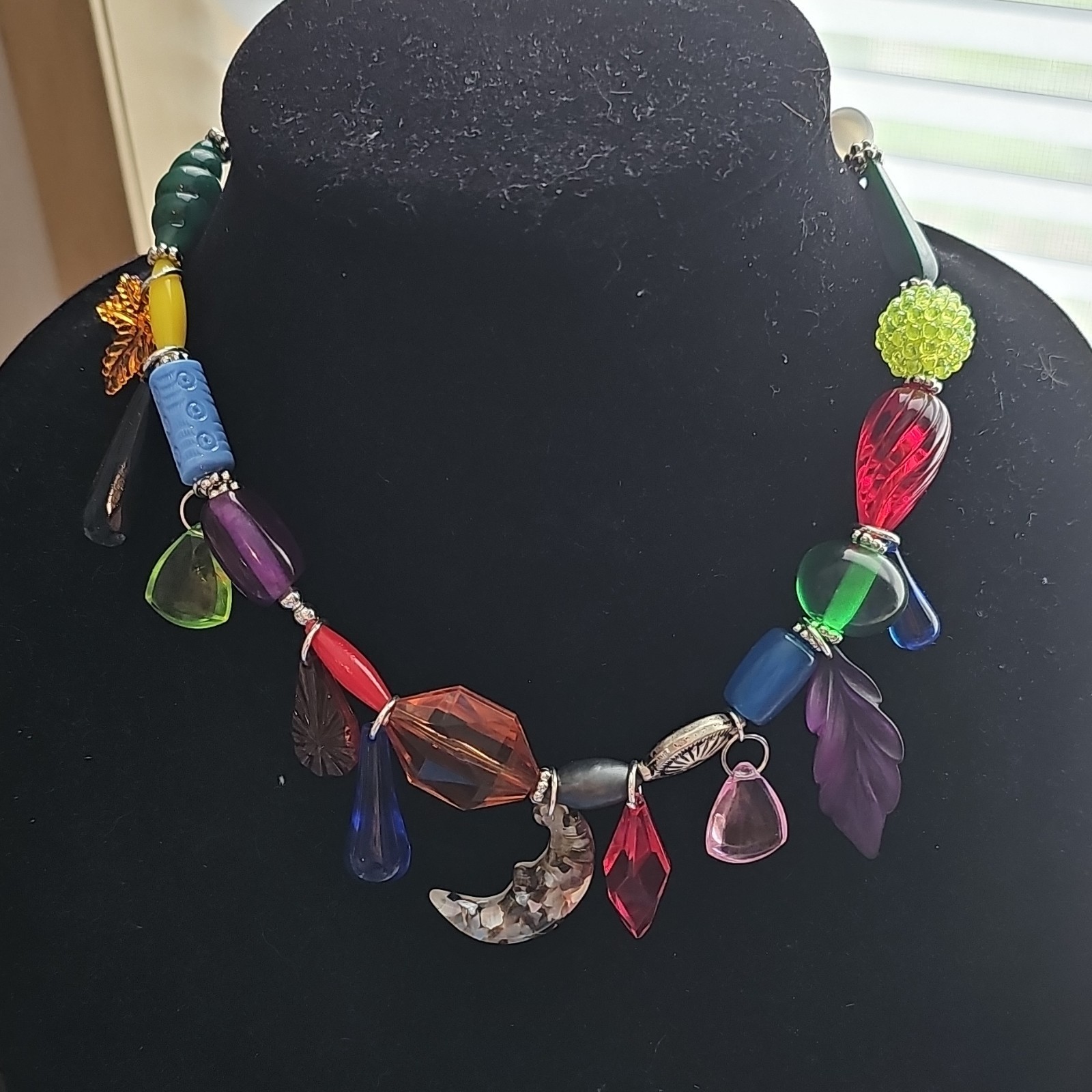 Vtg Acrylic Beaded Charm Necklace w/ Acrylic Dangles Handmade Colorful Chunky