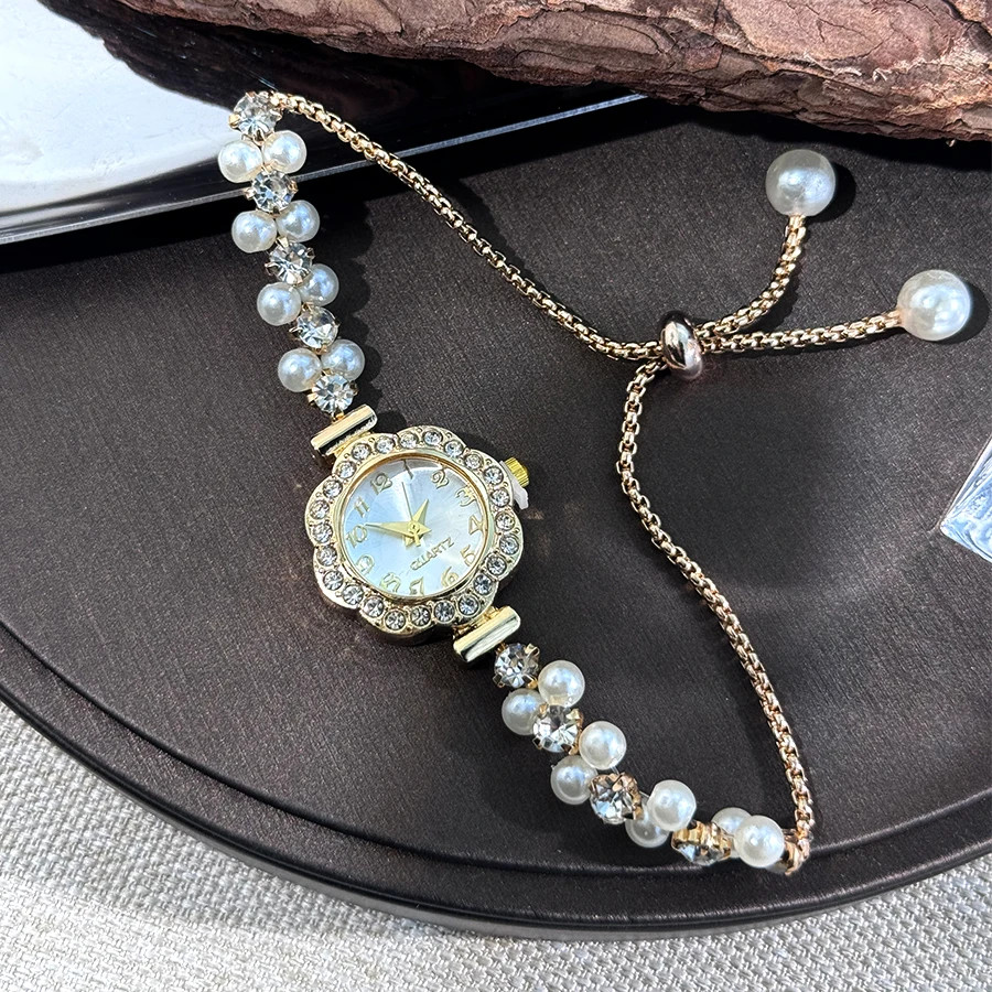 Double-Row Pearl Pull-Open Bracelet Diamond-Encrusted Case Arabic Numeral Scale