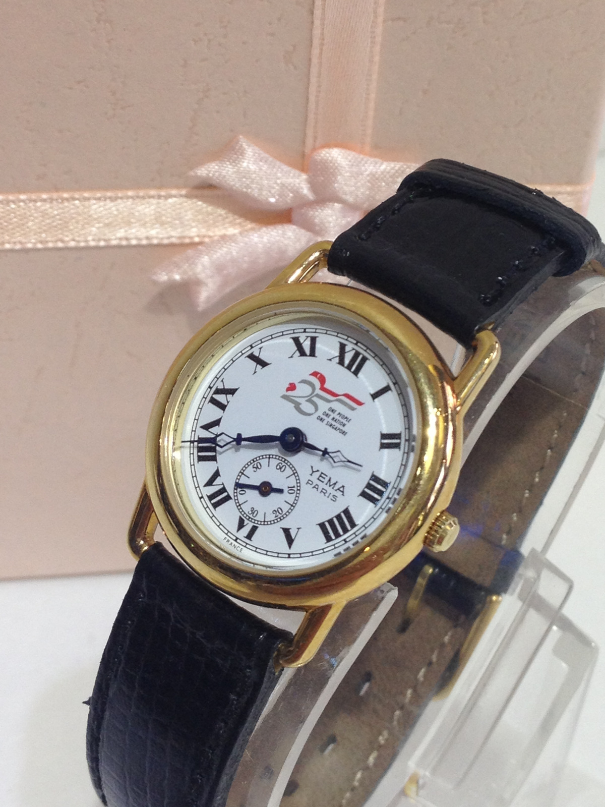 NEW WOMEN’S ORIGINAL RETRO YEMA PARIS FRANCE WATCH ONE PEOPLE NATION SINGAPORE