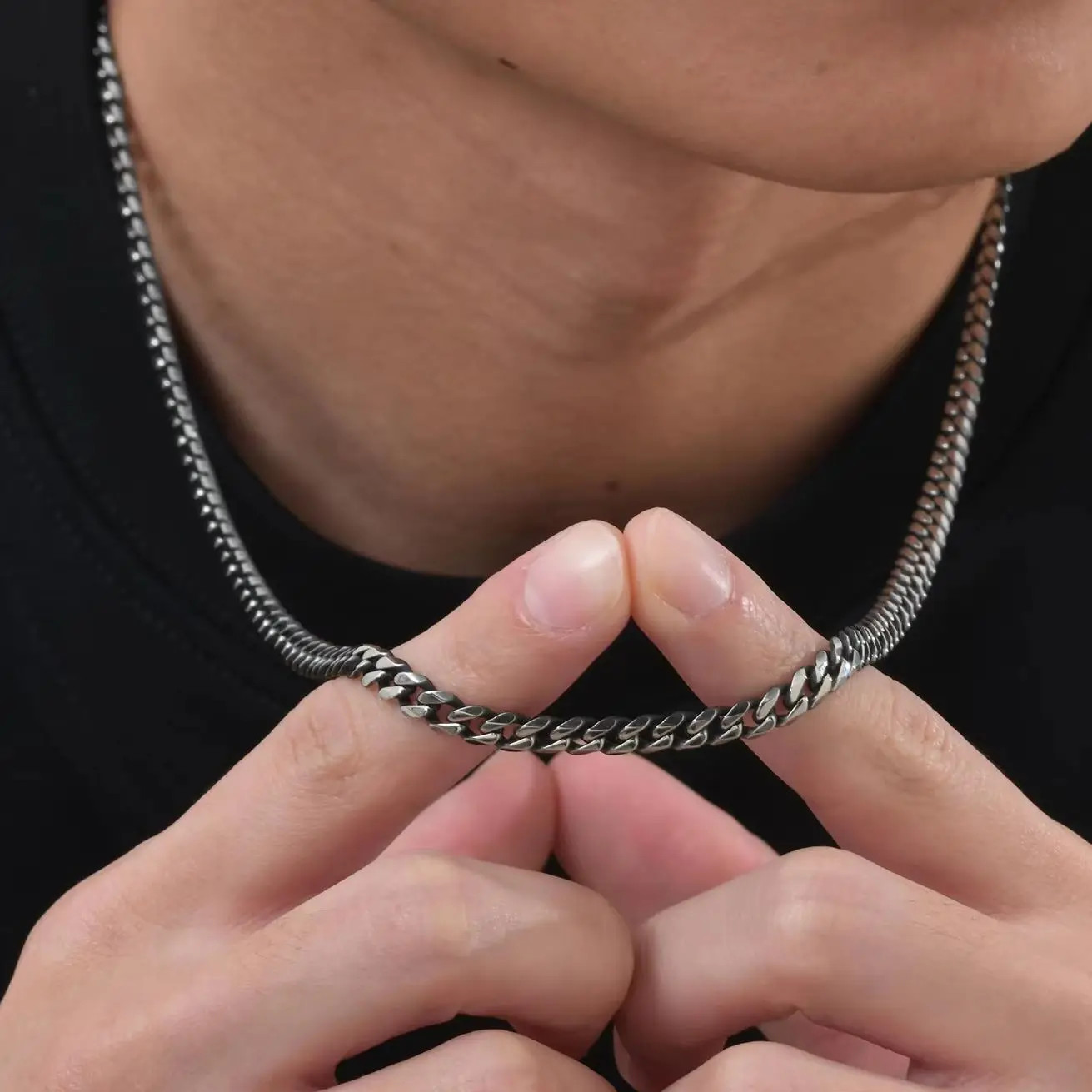 Mens Womens Cuban Link Chain Necklace 5mm Stainless Steel Silver Gold 18-24 in