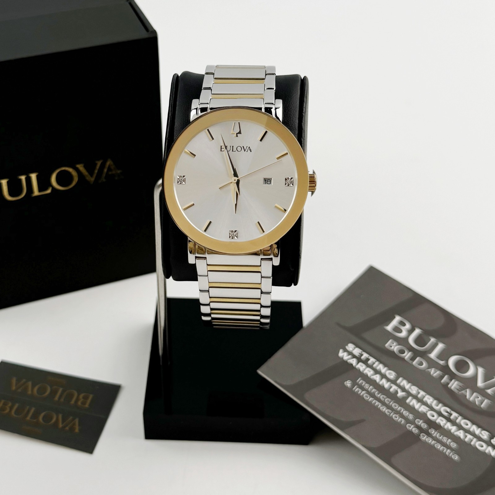 Bulova 98D151 Men’s Futuro Two-Tone Diamond Watch Silver dial Men’s Watch
