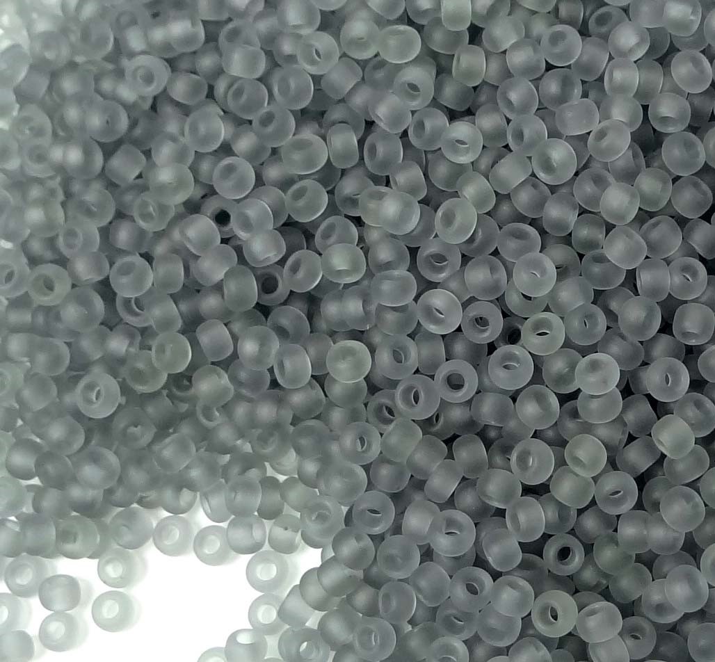 11/0 TOHO Seed Glass Round Beads Transparent – Frosted Light Gray 10-grams