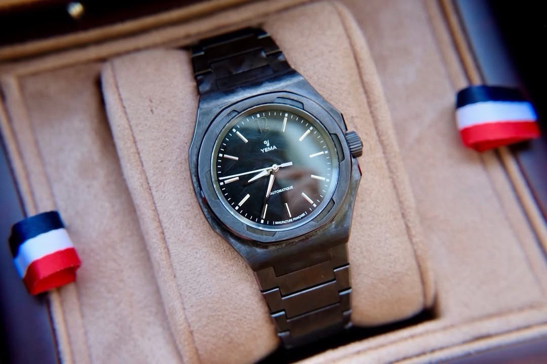 YEMA WRISTMASTER TRAVELLER LIMITED EDITION 76.24.06.SN.M | 163/200 B+P