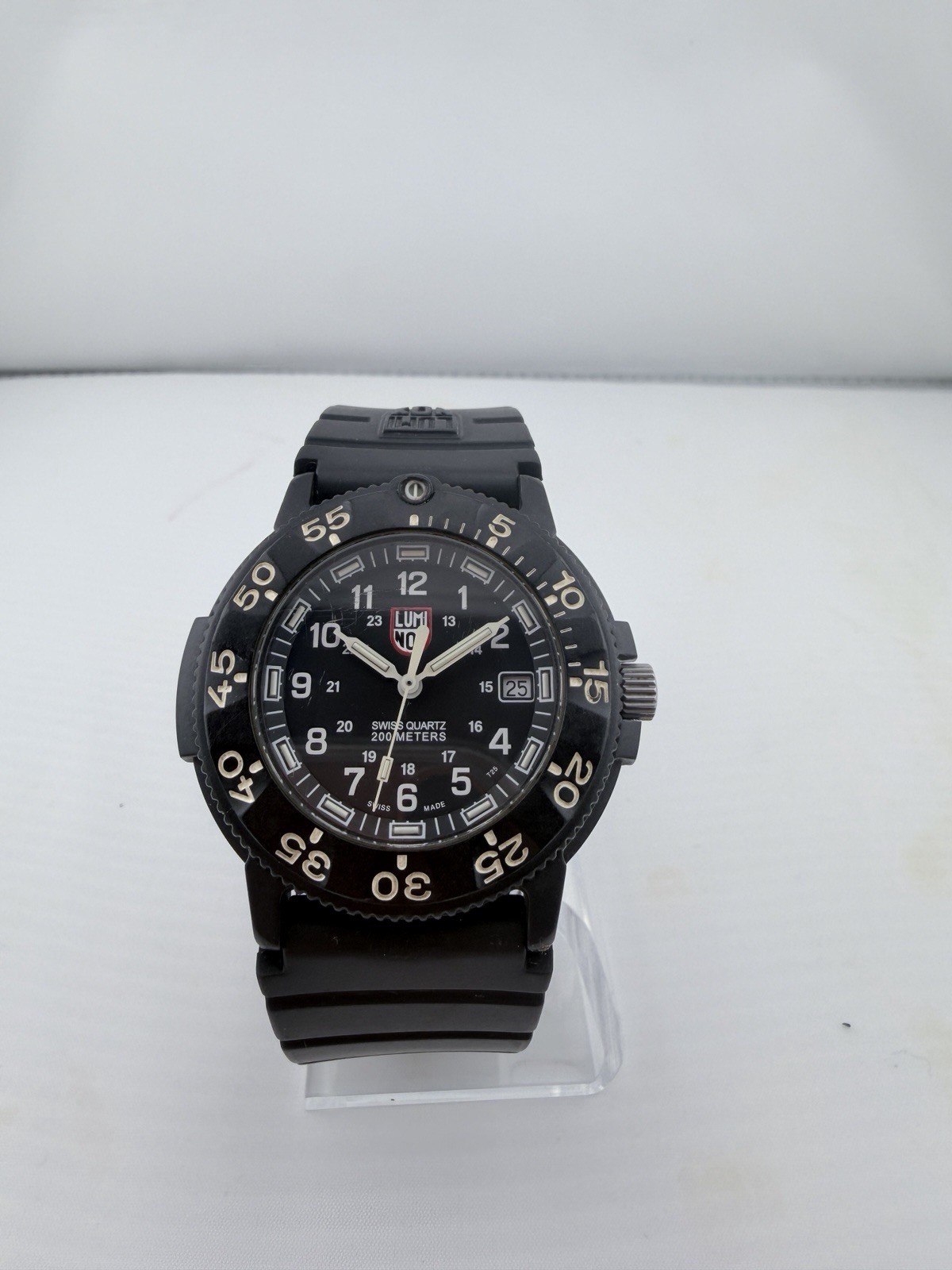 Luminox Navy SEAL 3000/3900 V3 Swiss Quartz 200M Black Dive Watch Runs Great