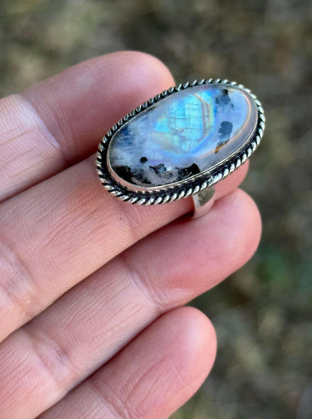 Vintage VIVIDE 925 Silver Rainbow Moonstone Ring Size 7
