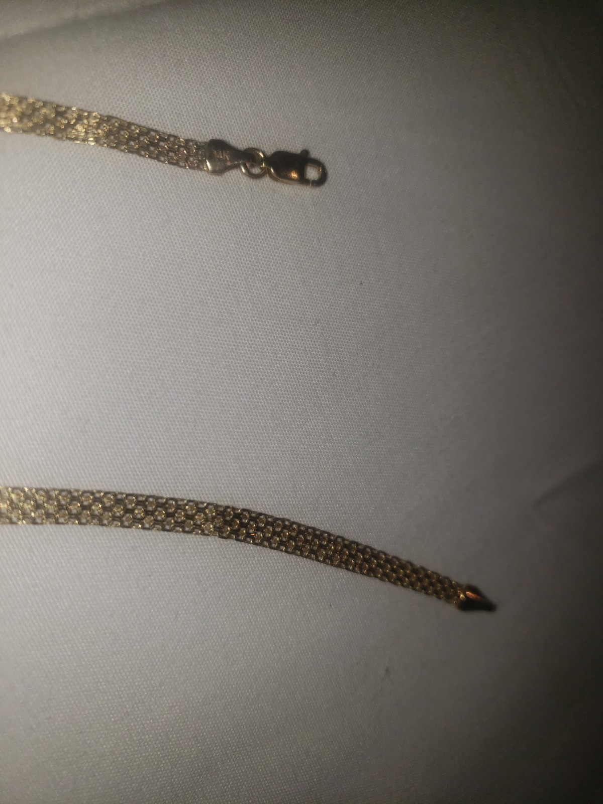 Beautiful 14k Gold Chain Necklace with Lobster Clasp Closure 18 in 2.93 g