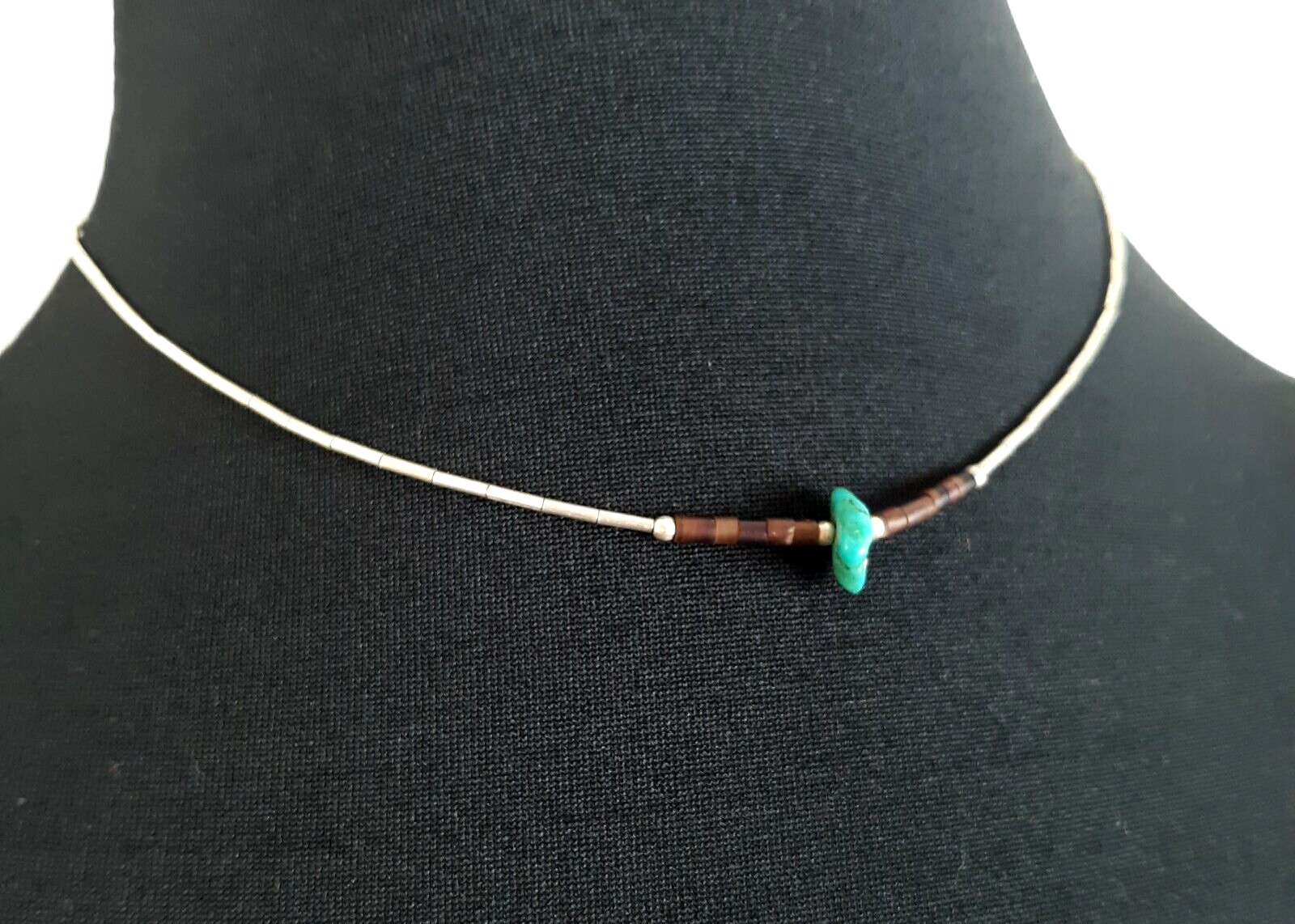 Vintage Southwest Silver Necklace Turquoise Chip Delicate Choker Length 15 Inch