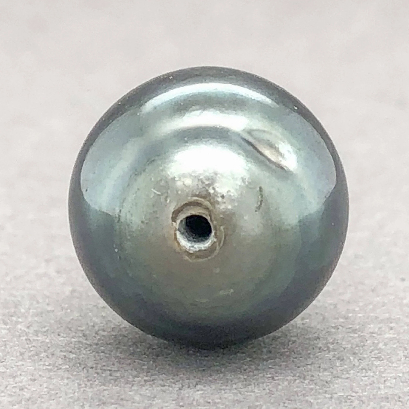 Estate Half Drilled cultured Tahitian round Pearl 12 x 12.5mm