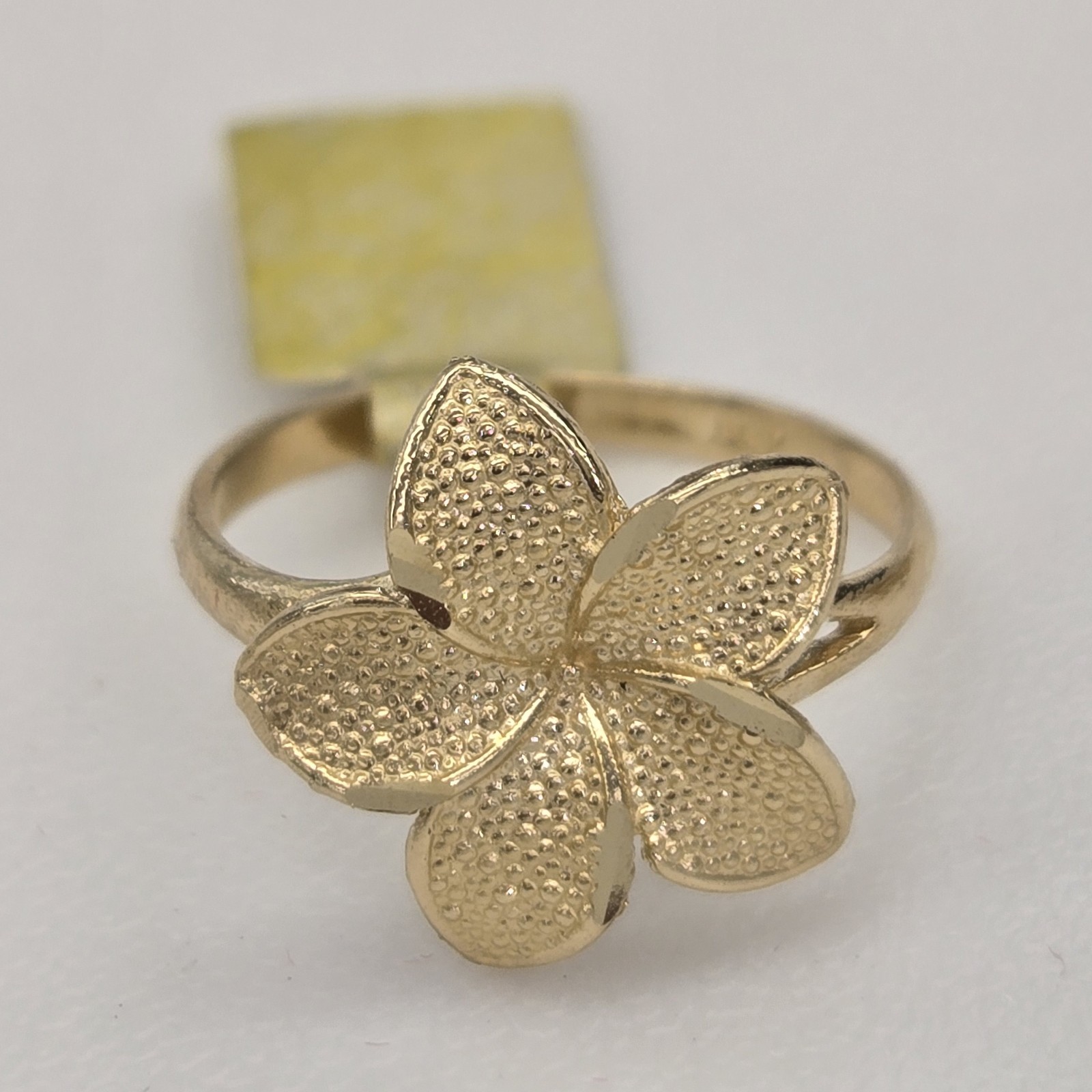Solid 14k yellow Gold flower Hibiscus ring