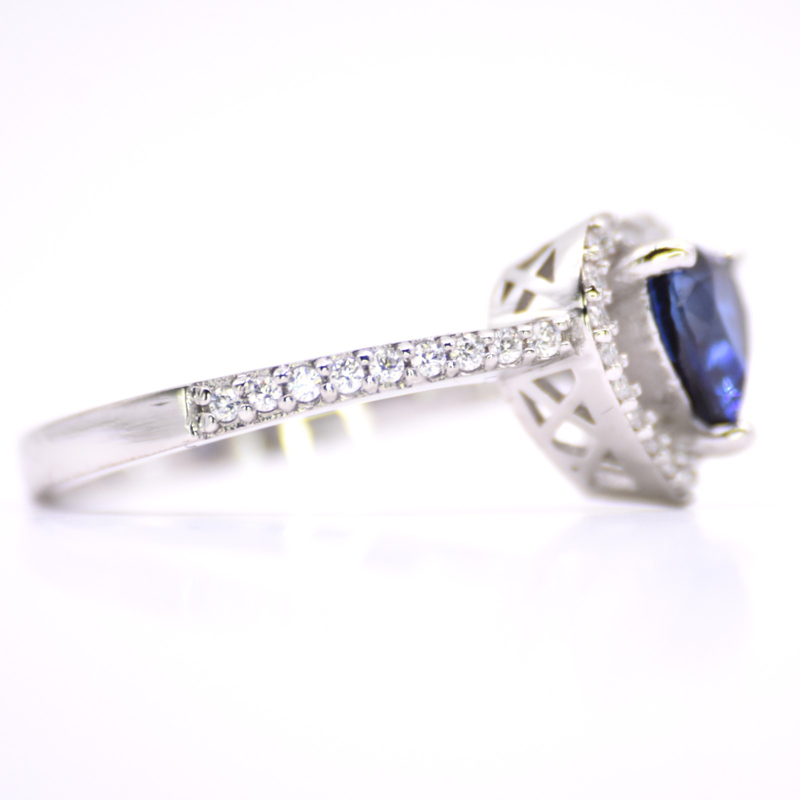 0.86cts Natural Diamond Palladium 2.5gr – Sapphire Heart Brilliant Cut
