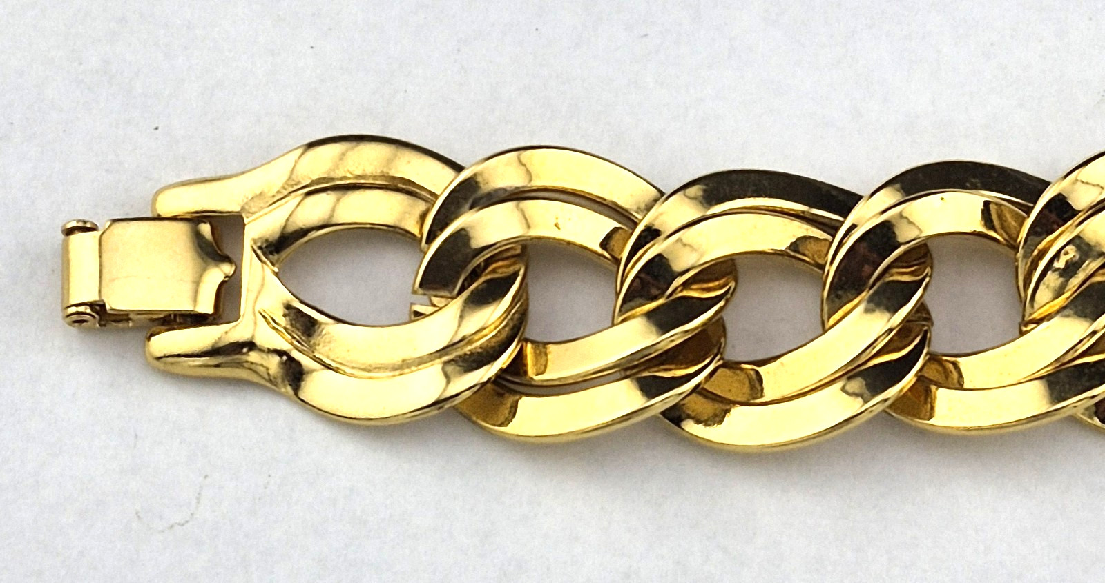 Chunky Vintage Monet Double Oval Link Chain Bracelet 7″ Gold Plated
